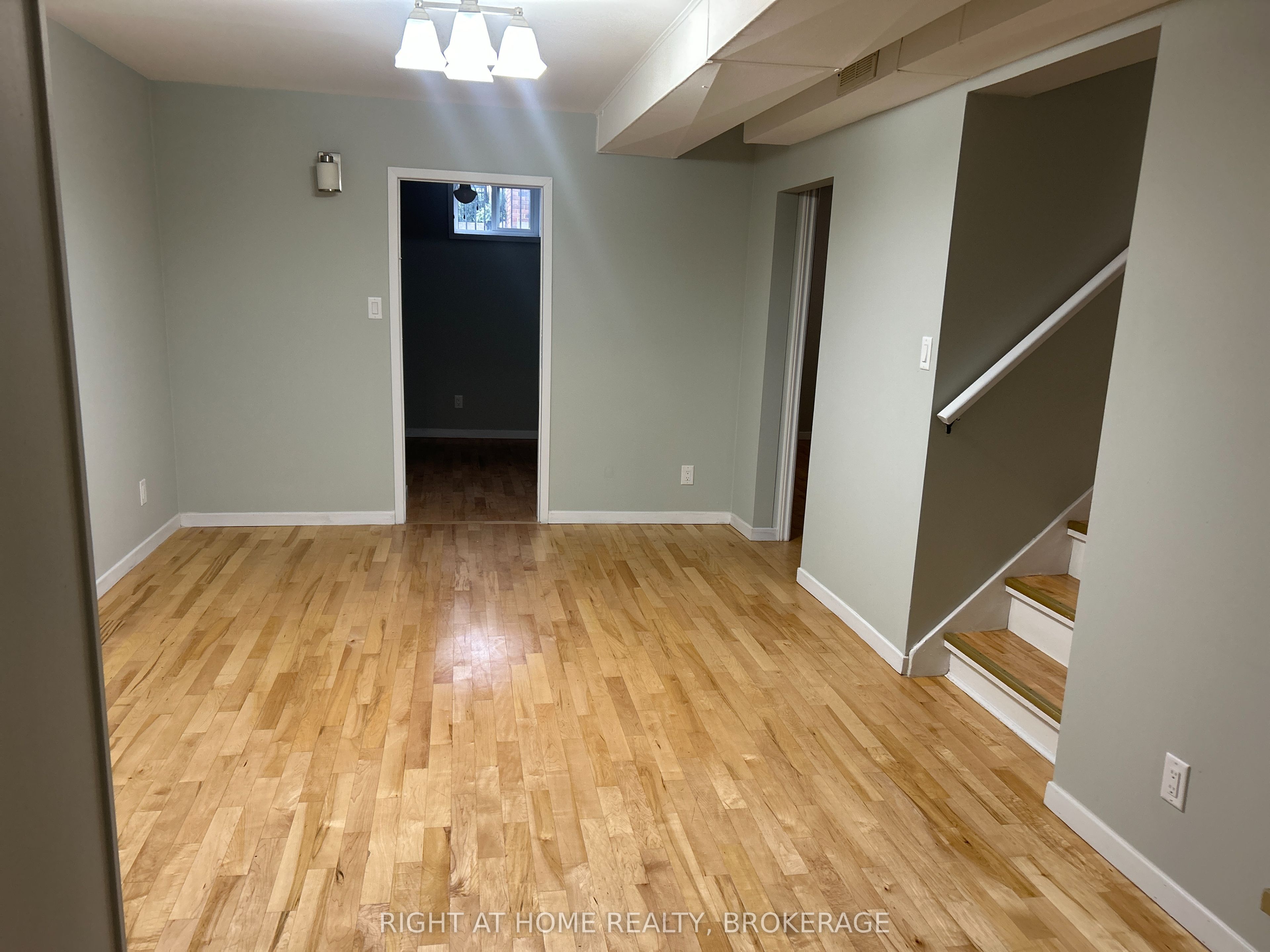 513 Enfield Road Property Photo 18