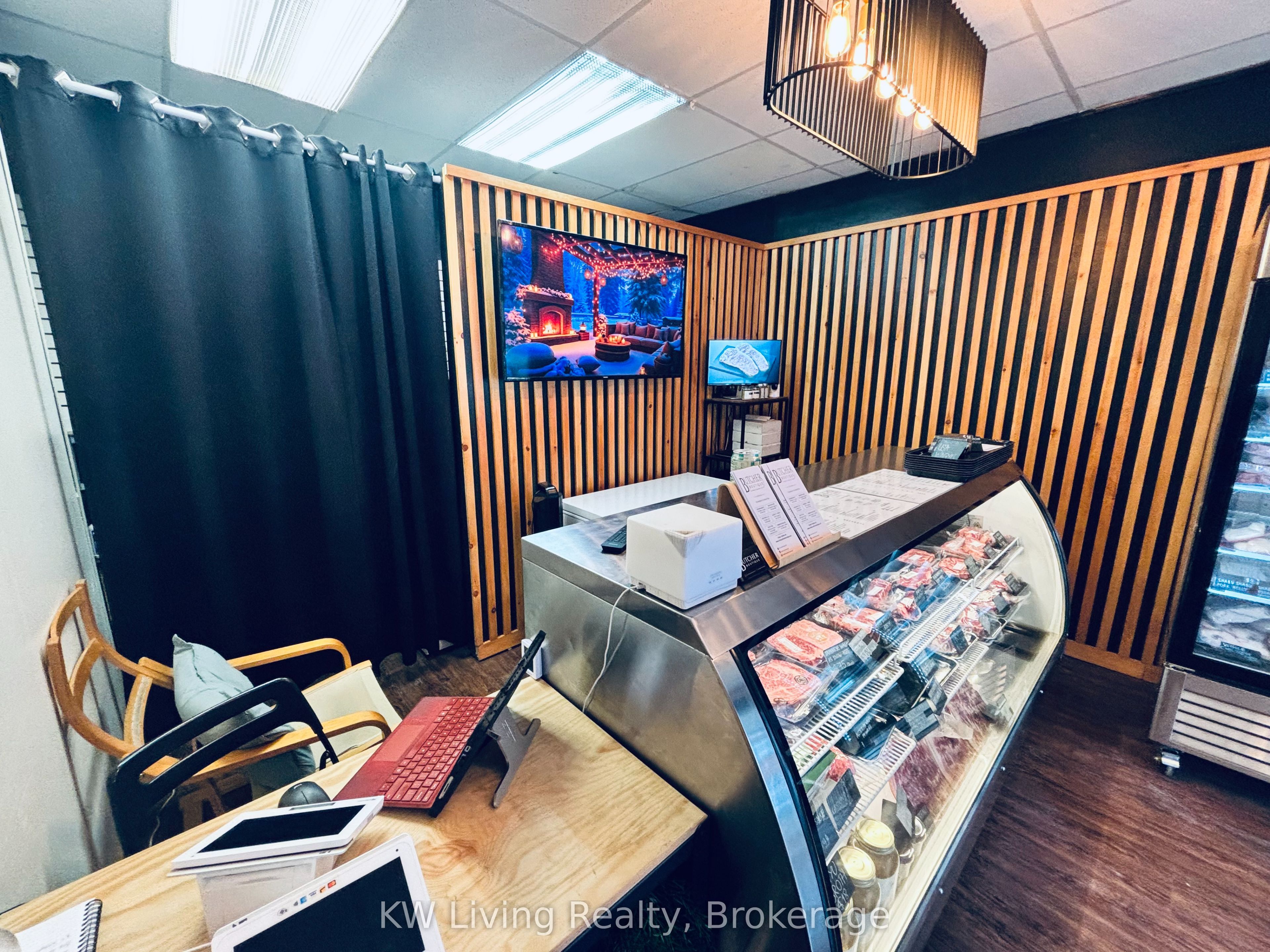 #ground - 2245 Dundas Street Property Photo 6