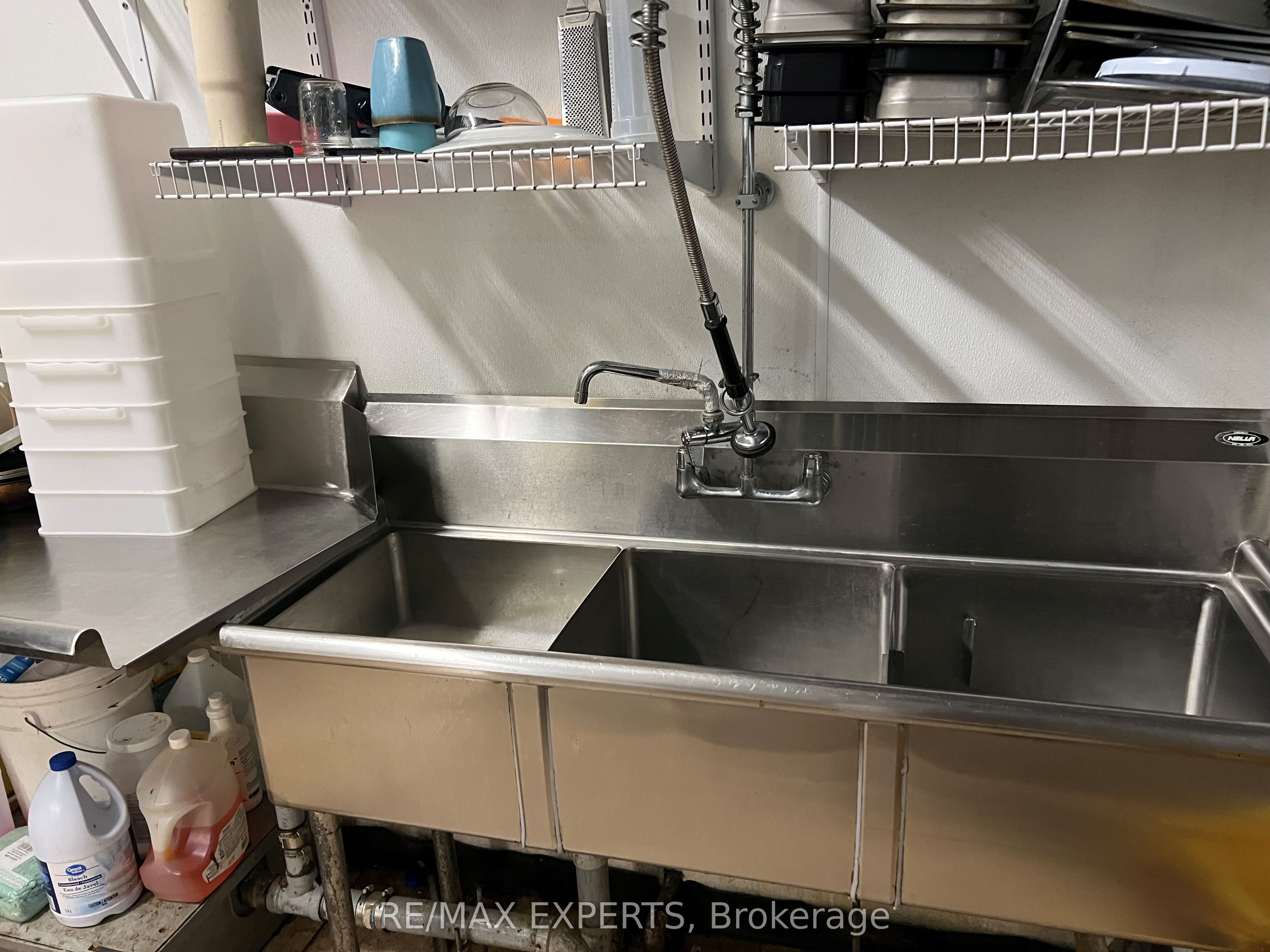 1030 Bloor Street Property Photo 17