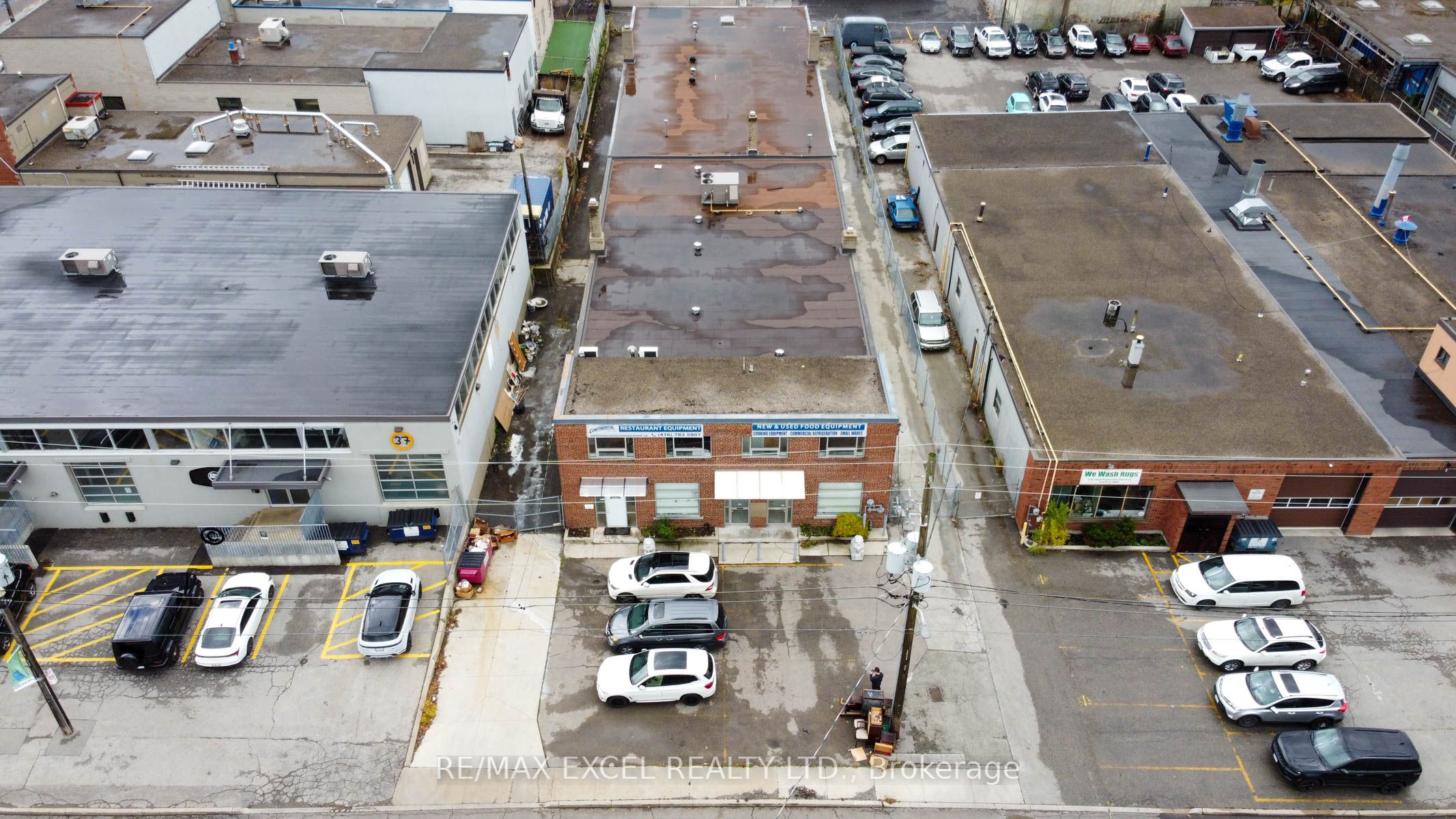 31 Milford Avenue Property Photo 2