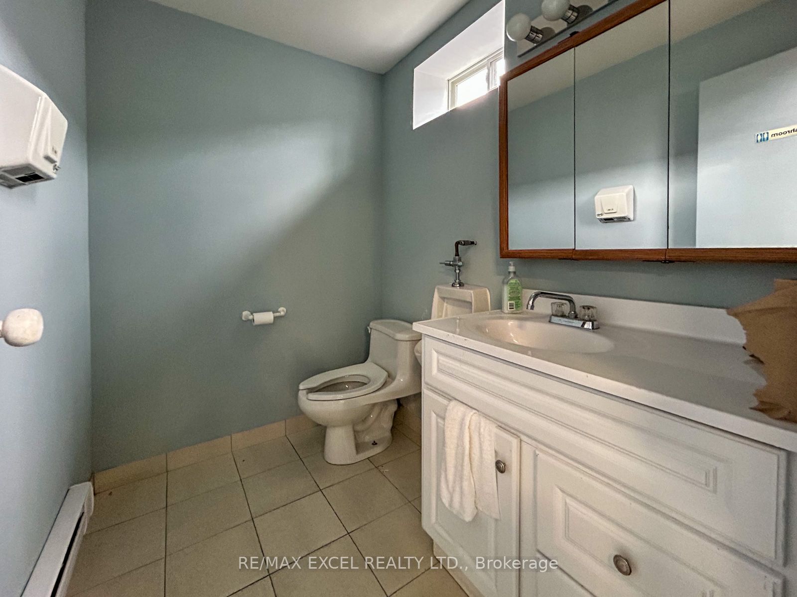 31 Milford Avenue Property Photo 12