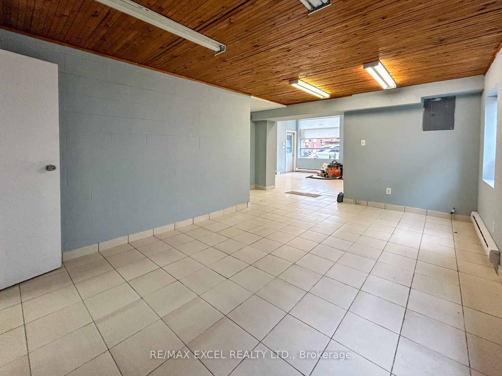 31 Milford Avenue Property Photo 24