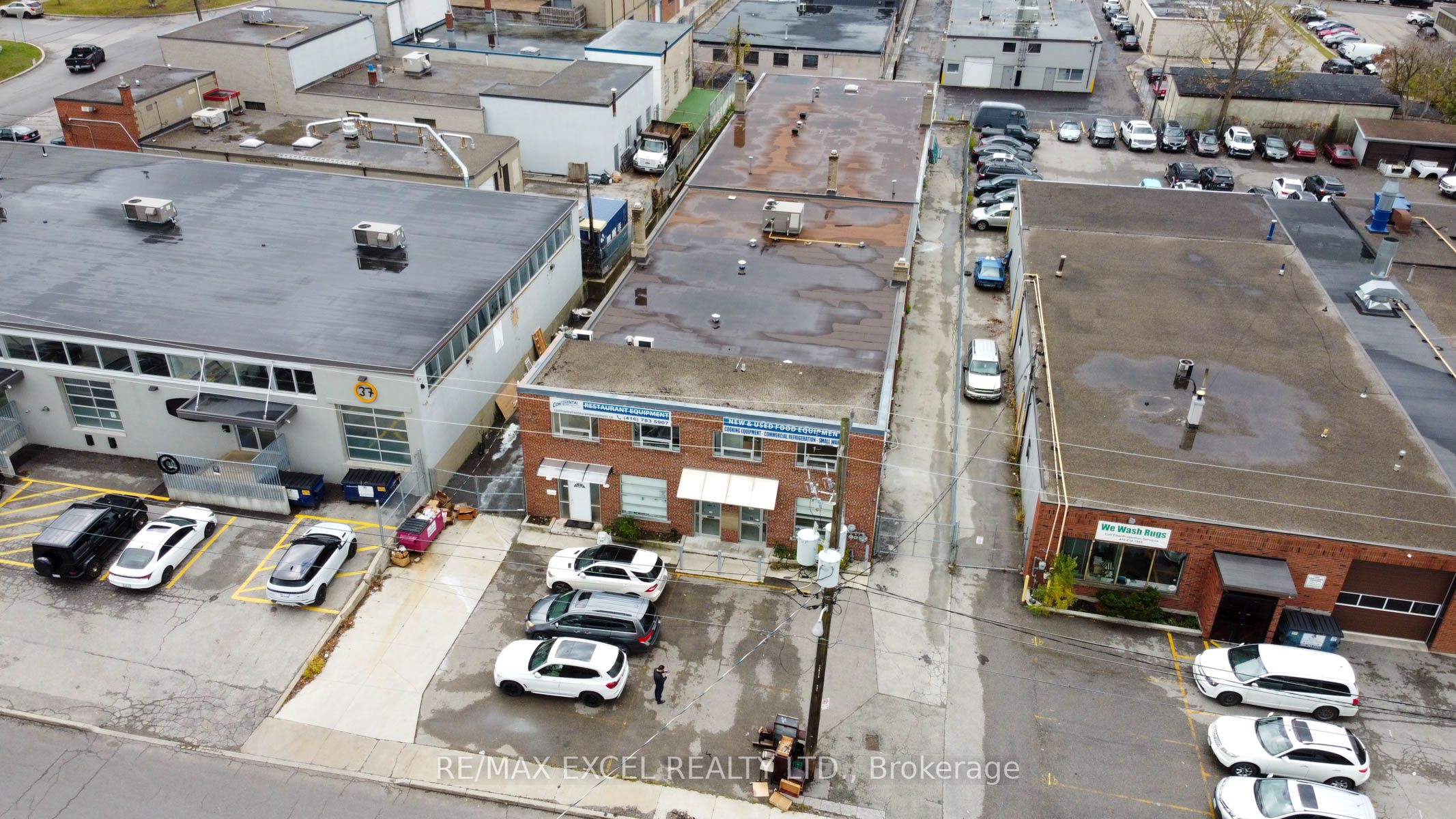 31 Milford Avenue Property Photo 27