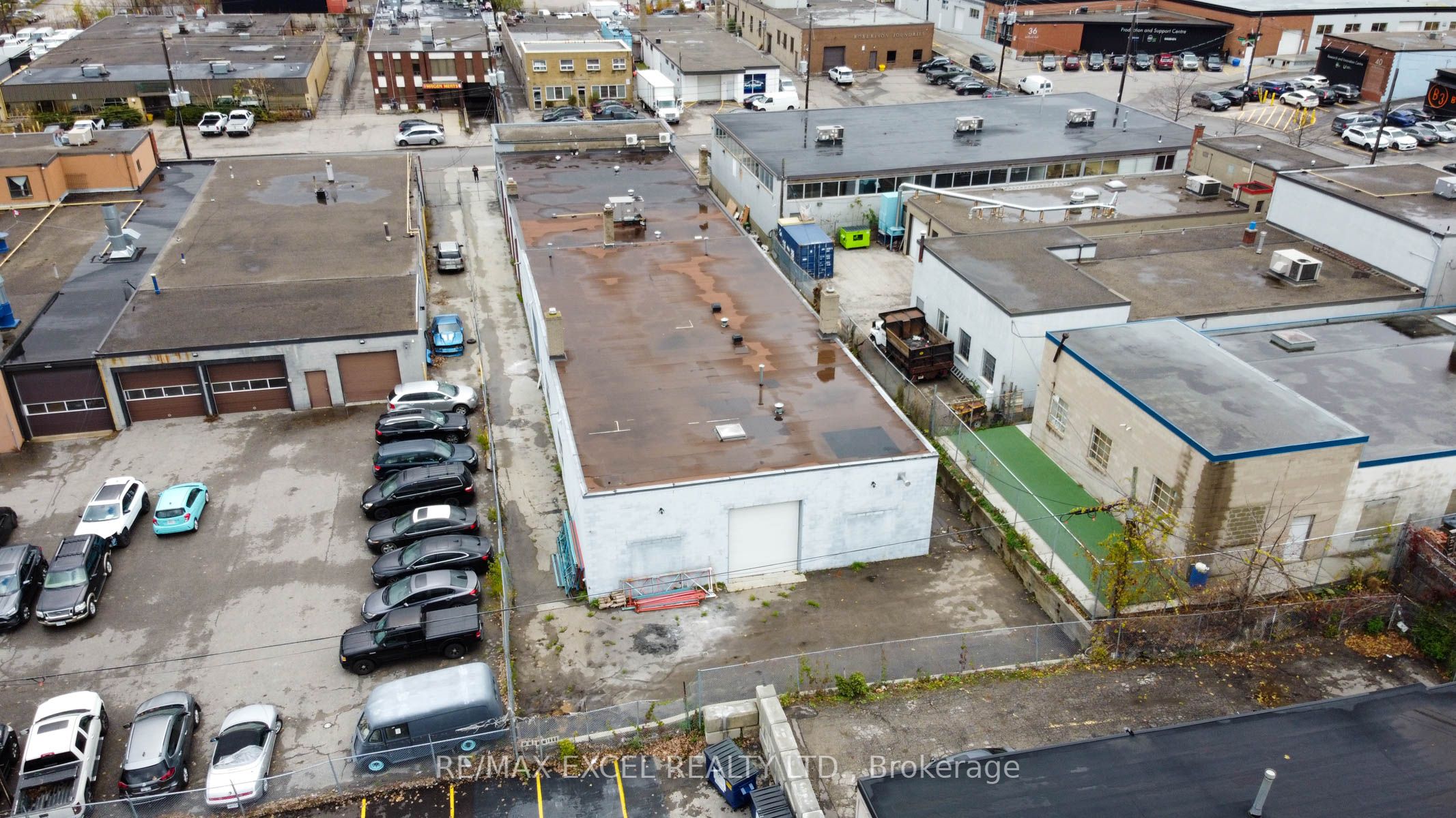 31 Milford Avenue Property Photo 28