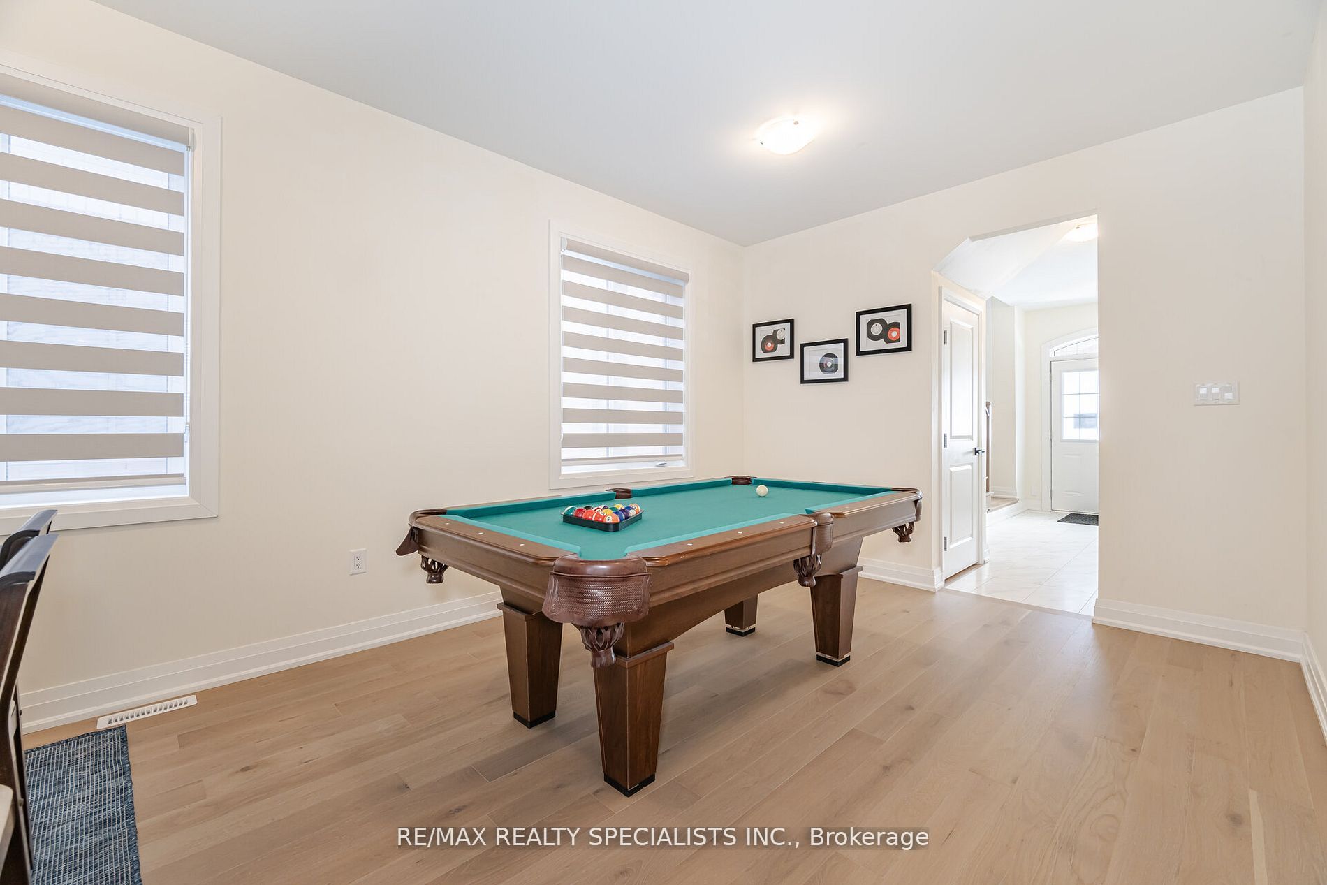 18 Eastman Drive Property Photo 5