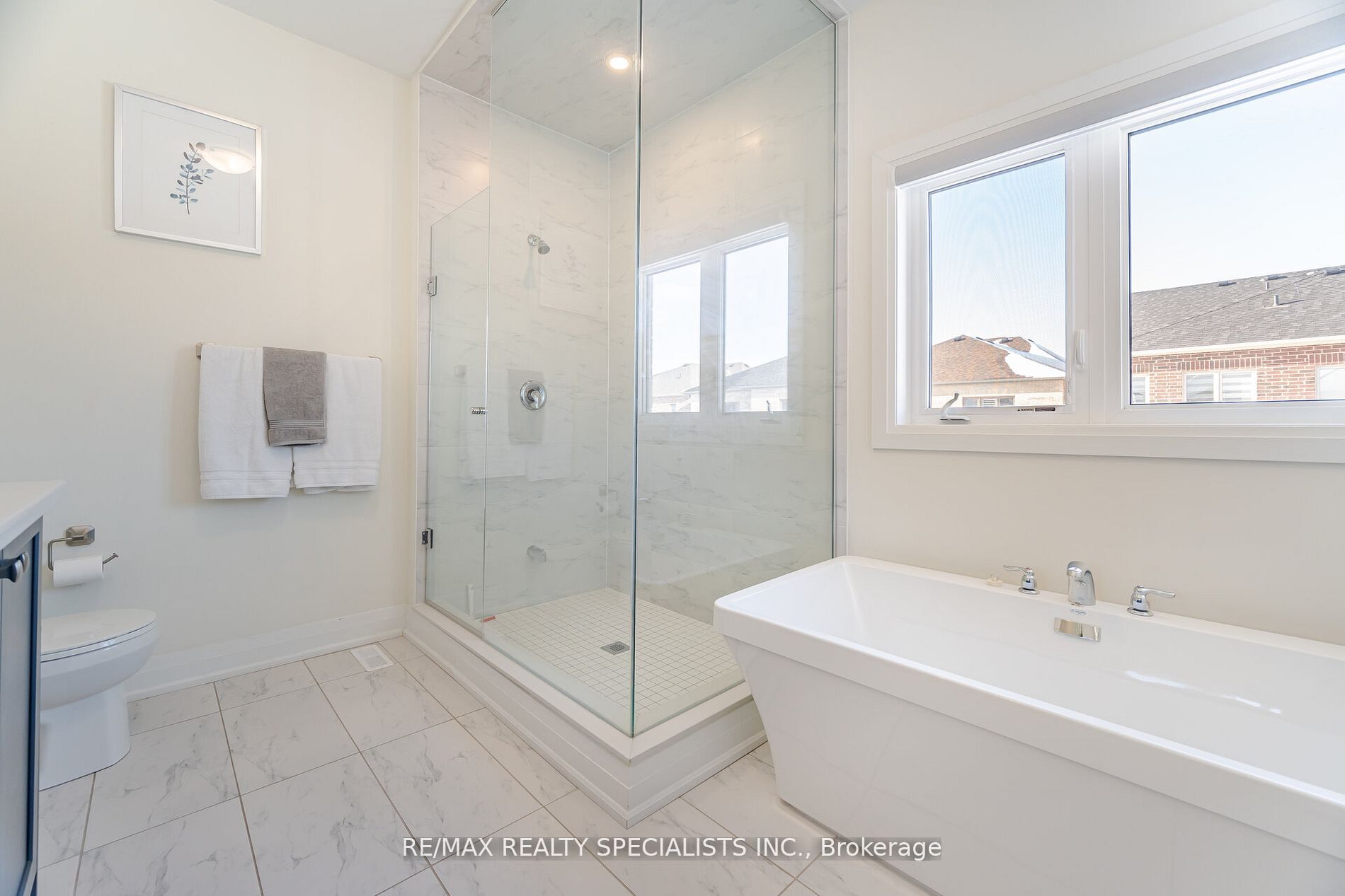 18 Eastman Drive Property Photo 21