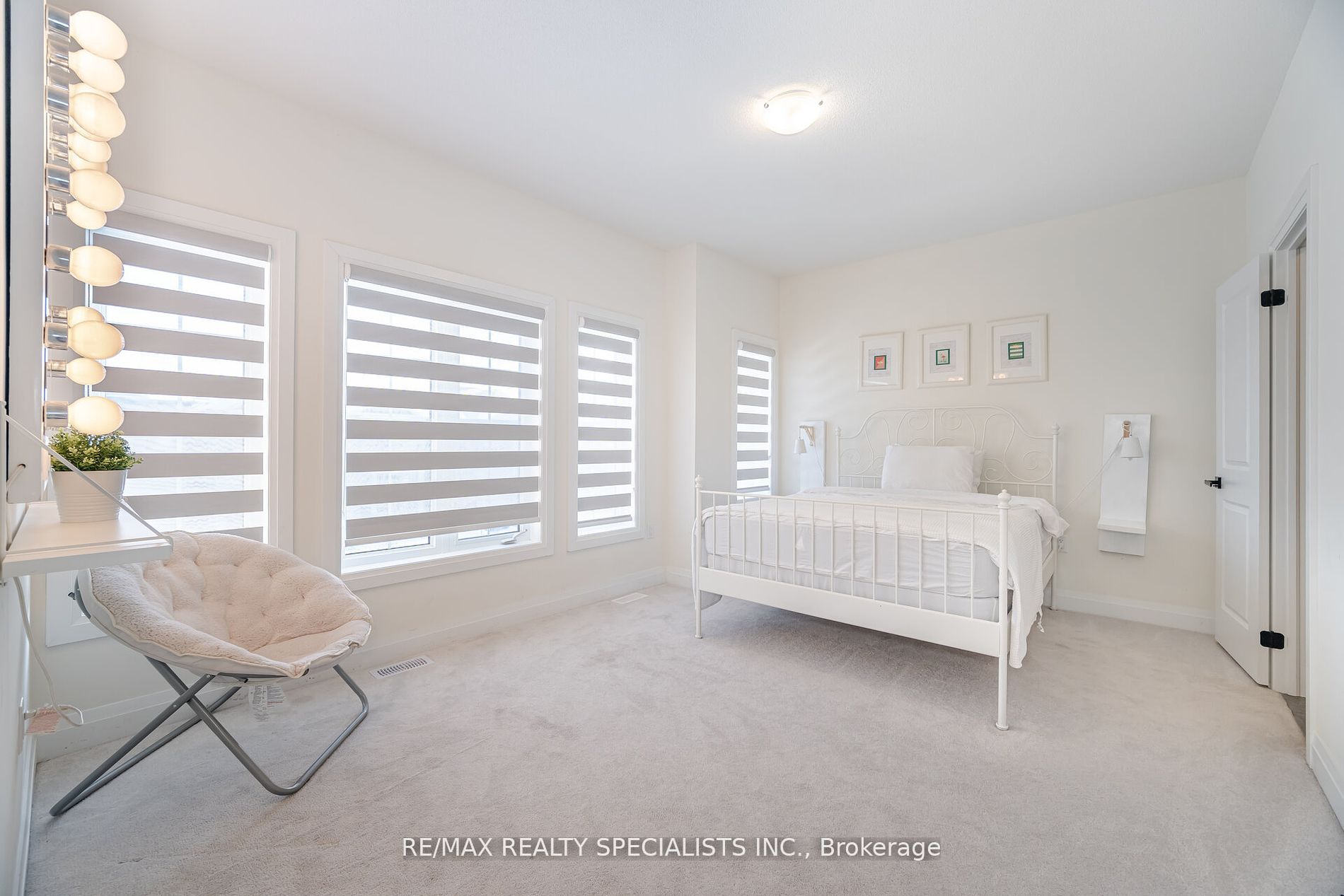 18 Eastman Drive Property Photo 23