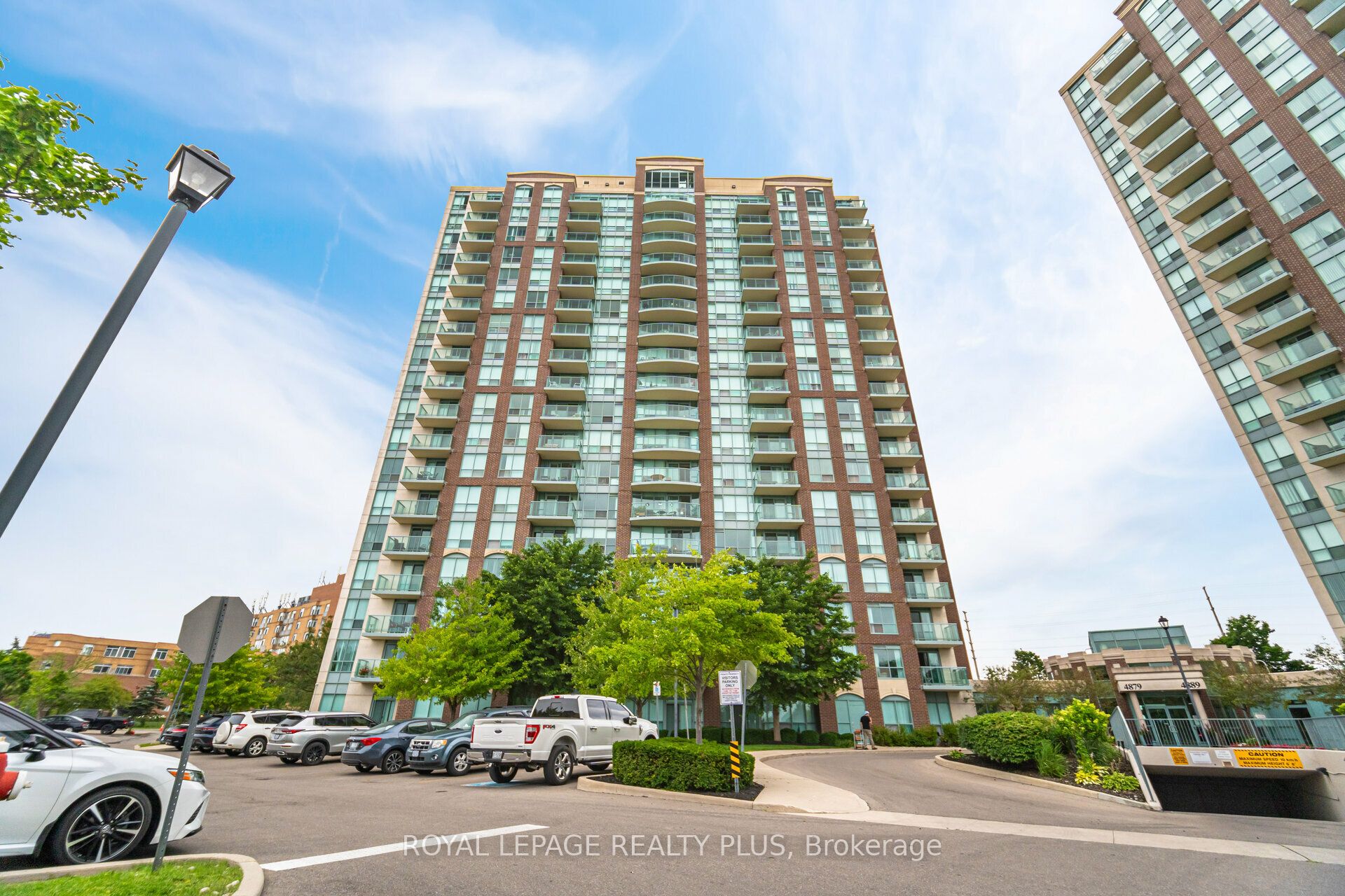 #304 - 4879 Kimbermount Avenue Property Photo 1