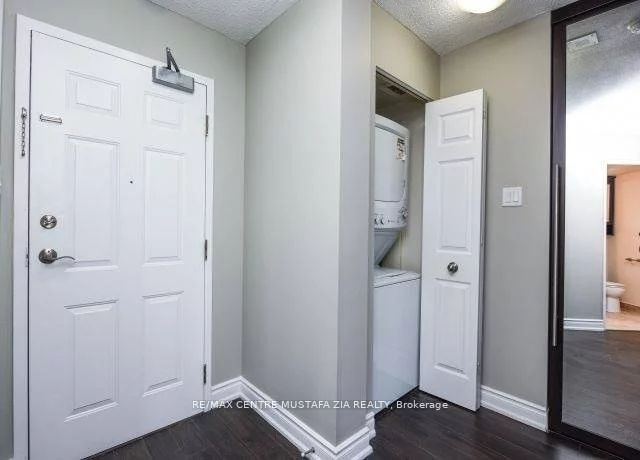250 Webb Drive 1506 Property Photo 3