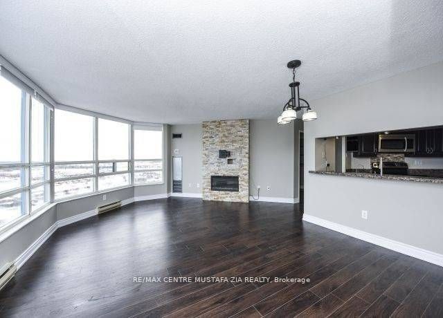 250 Webb Drive 1506 Property Photo 8