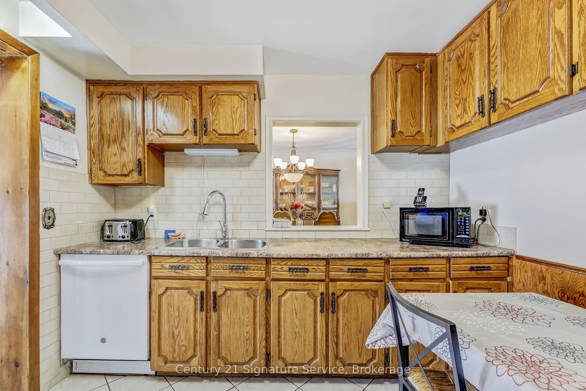 8026 Mayfield Road Property Photo 10