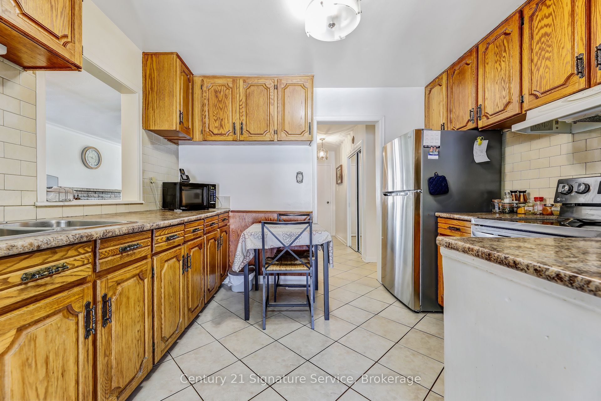 8026 Mayfield Road Property Photo 11