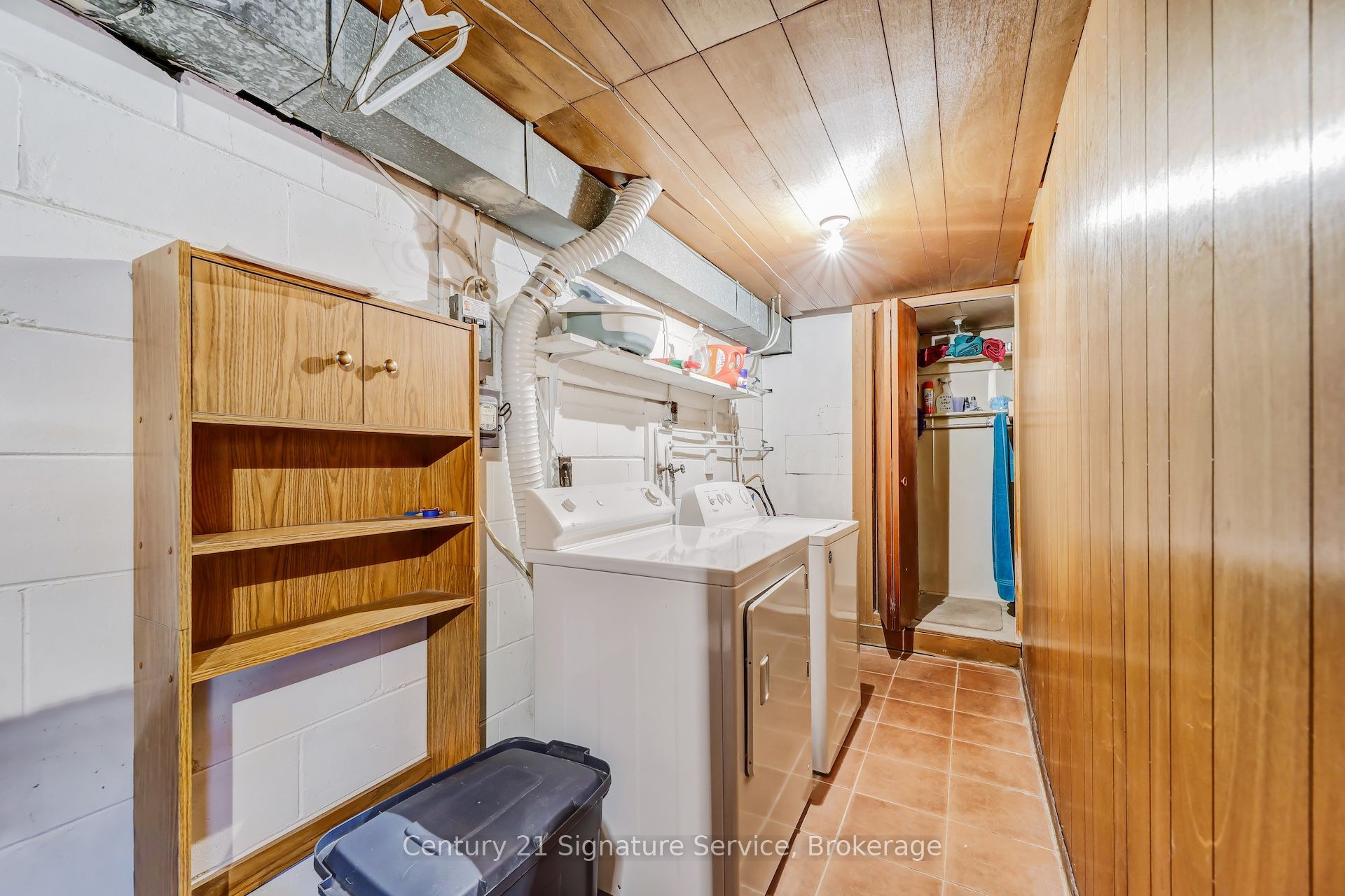 8026 Mayfield Road Property Photo 31