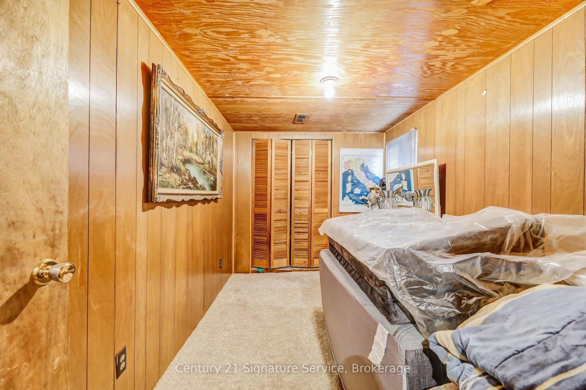 8026 Mayfield Road Property Photo 32