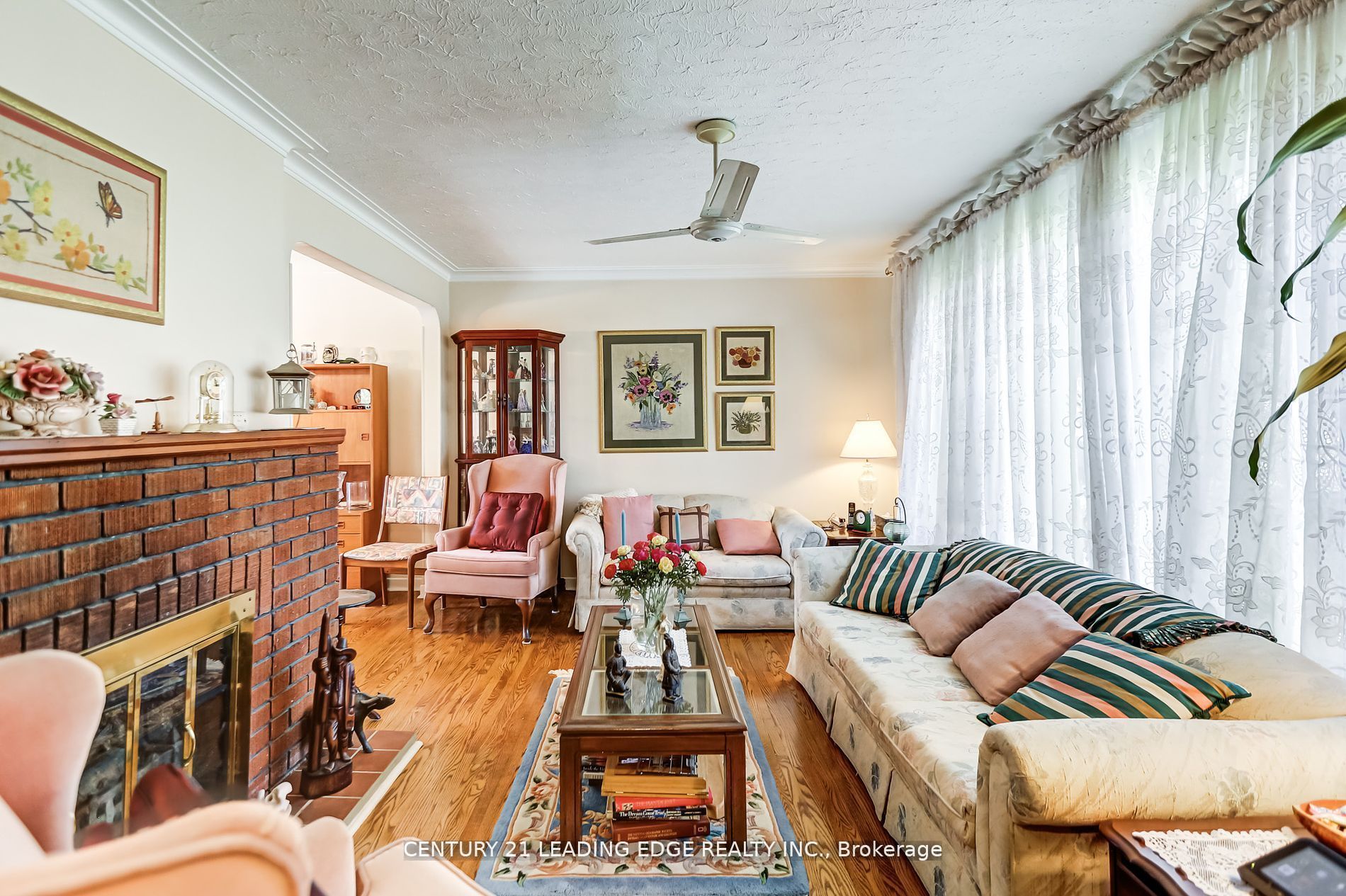 19 Royaleigh Avenue Property Photo 3