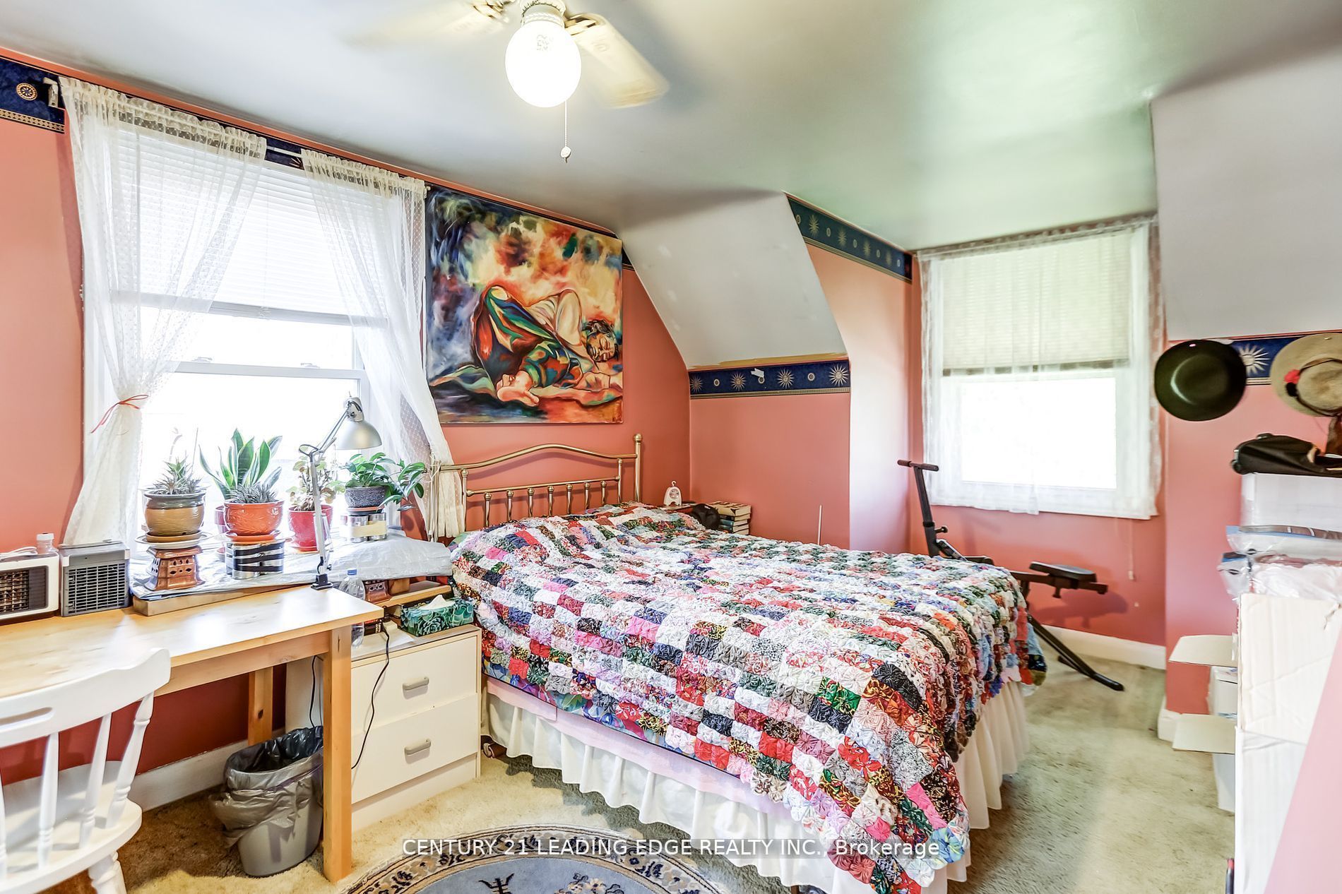 19 Royaleigh Avenue Property Photo 16