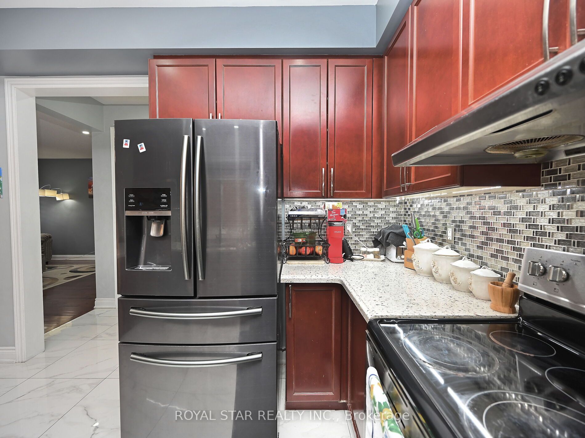 33 Alice Spring Crescent Property Photo 10