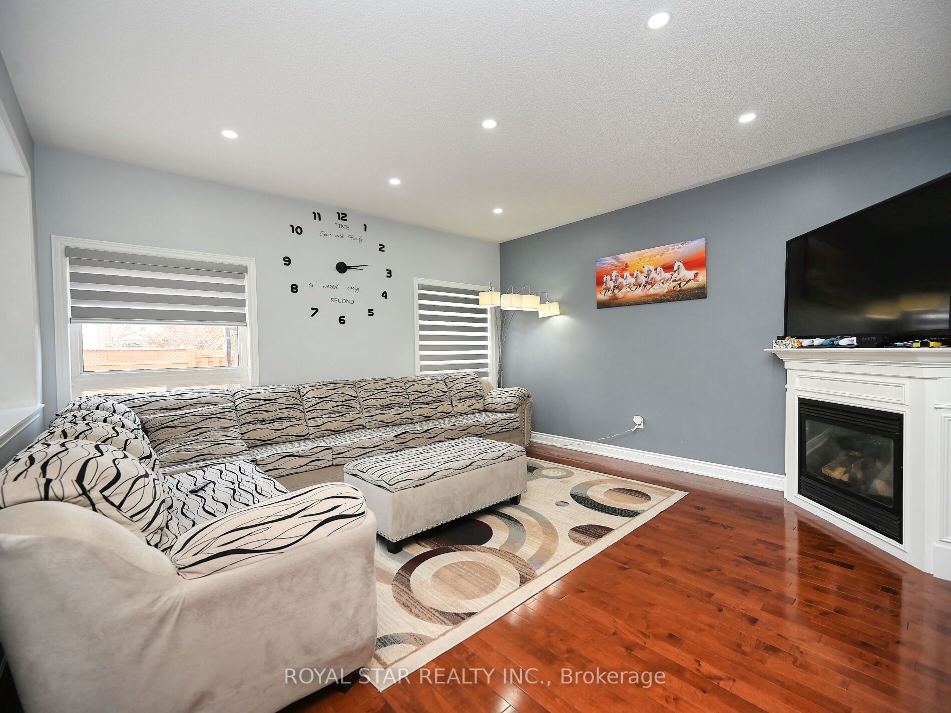 33 Alice Spring Crescent Property Photo 13