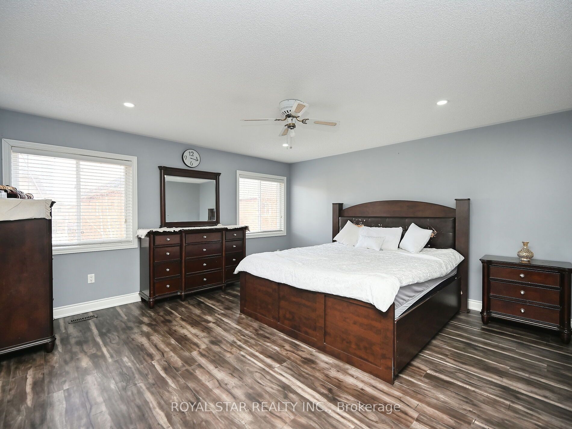 33 Alice Spring Crescent Property Photo 18