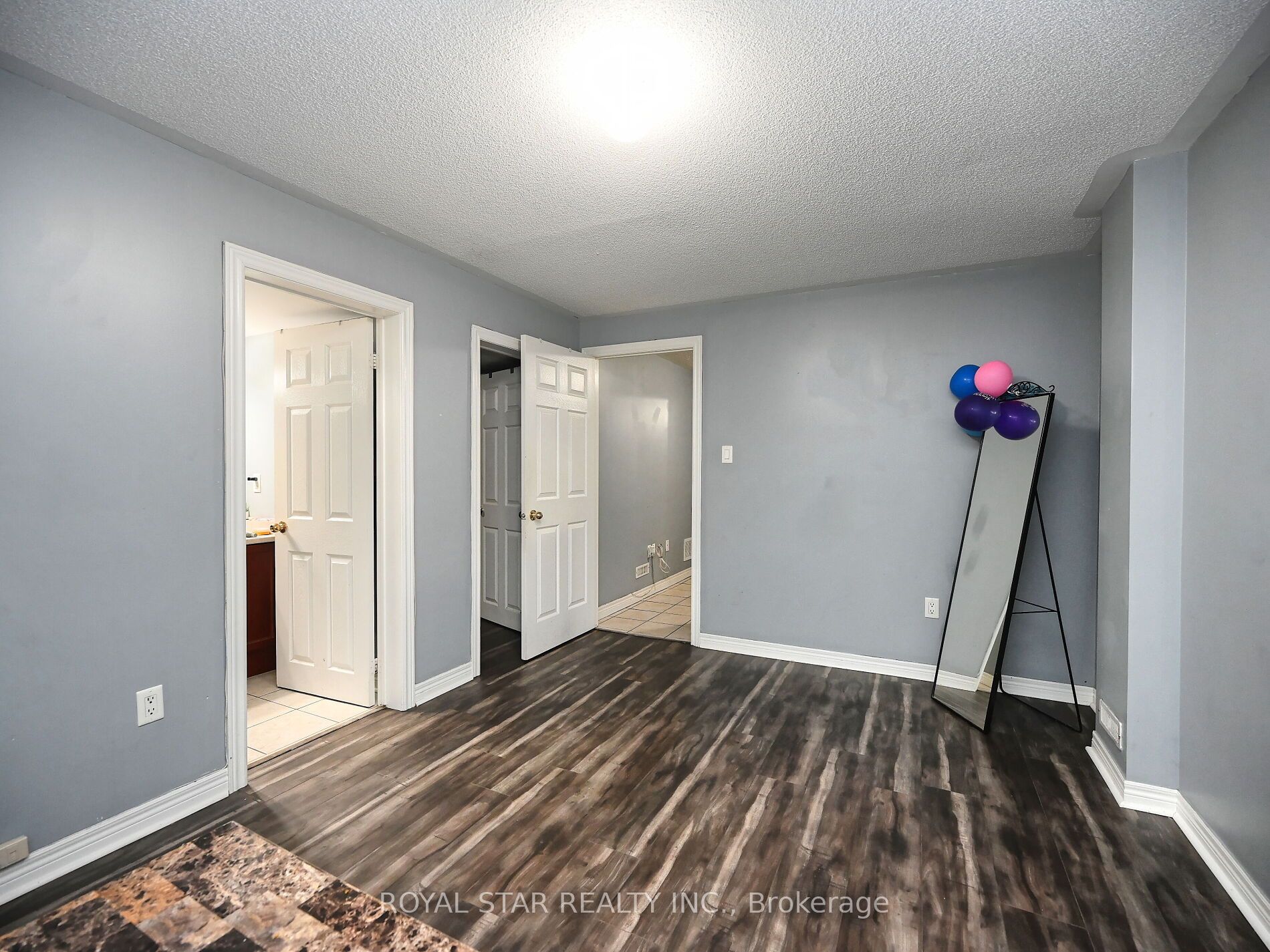 33 Alice Spring Crescent Property Photo 38