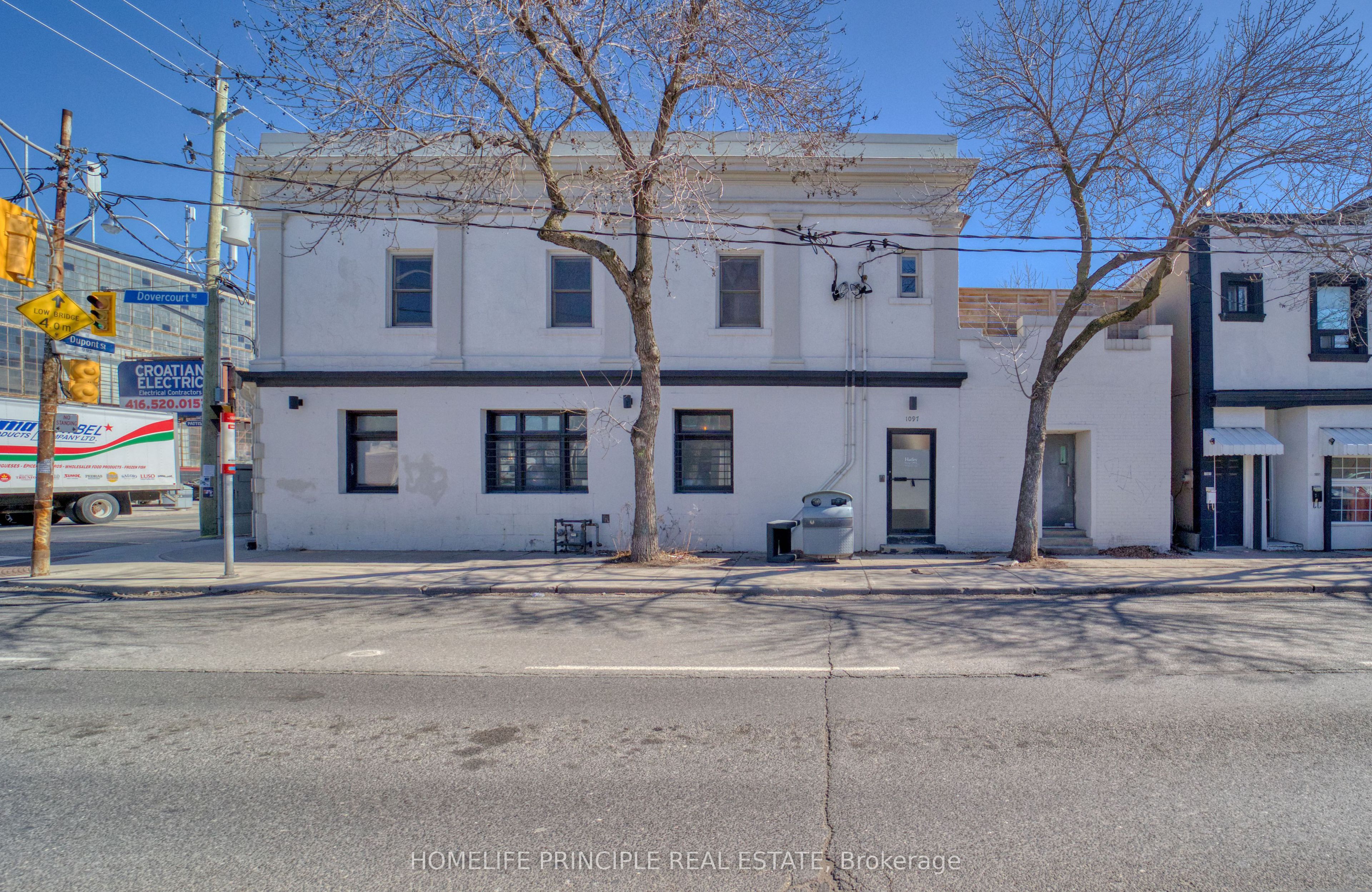 1089 Property Photo 2
