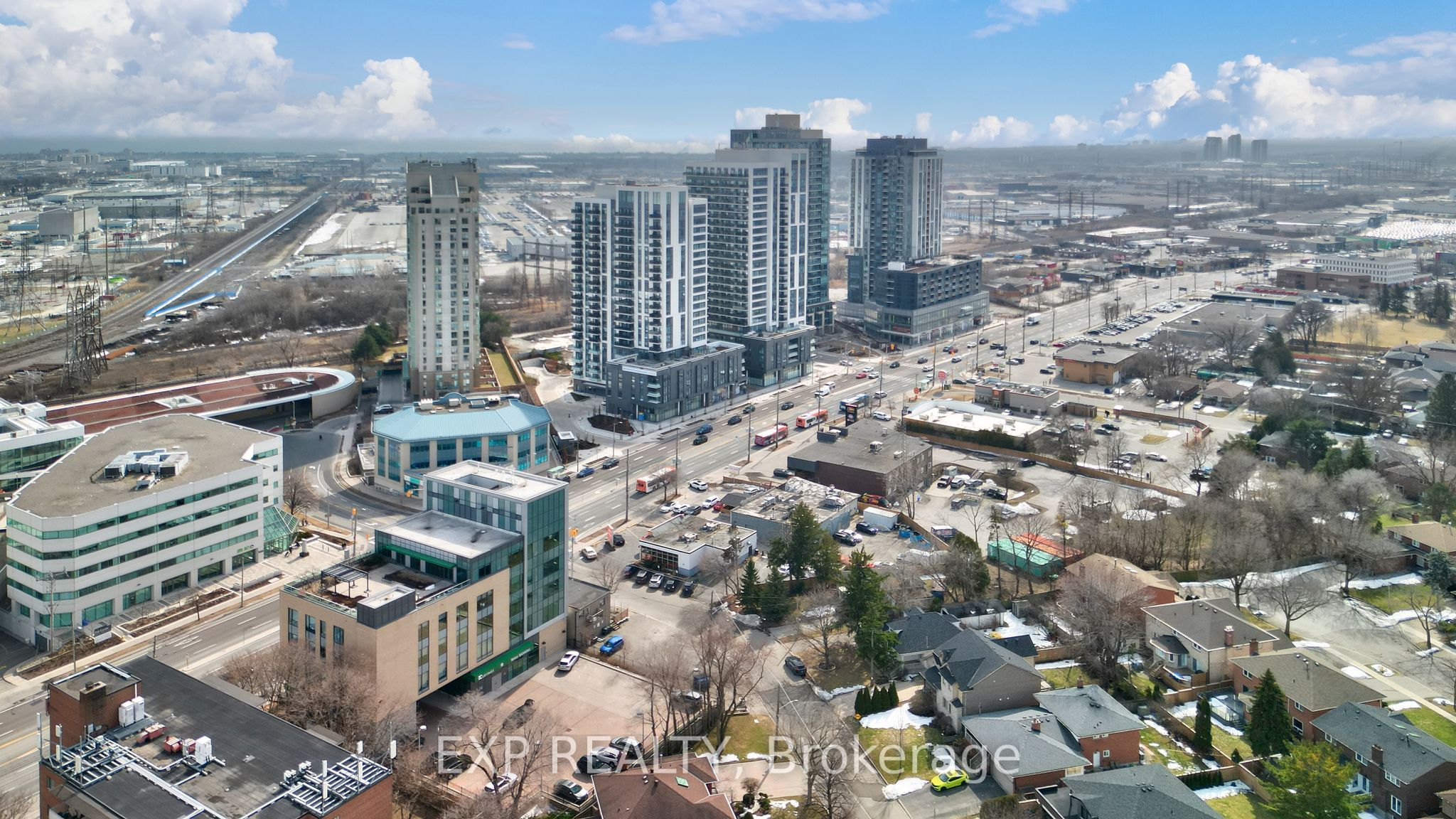5308 Dundas Street Property Photo 10