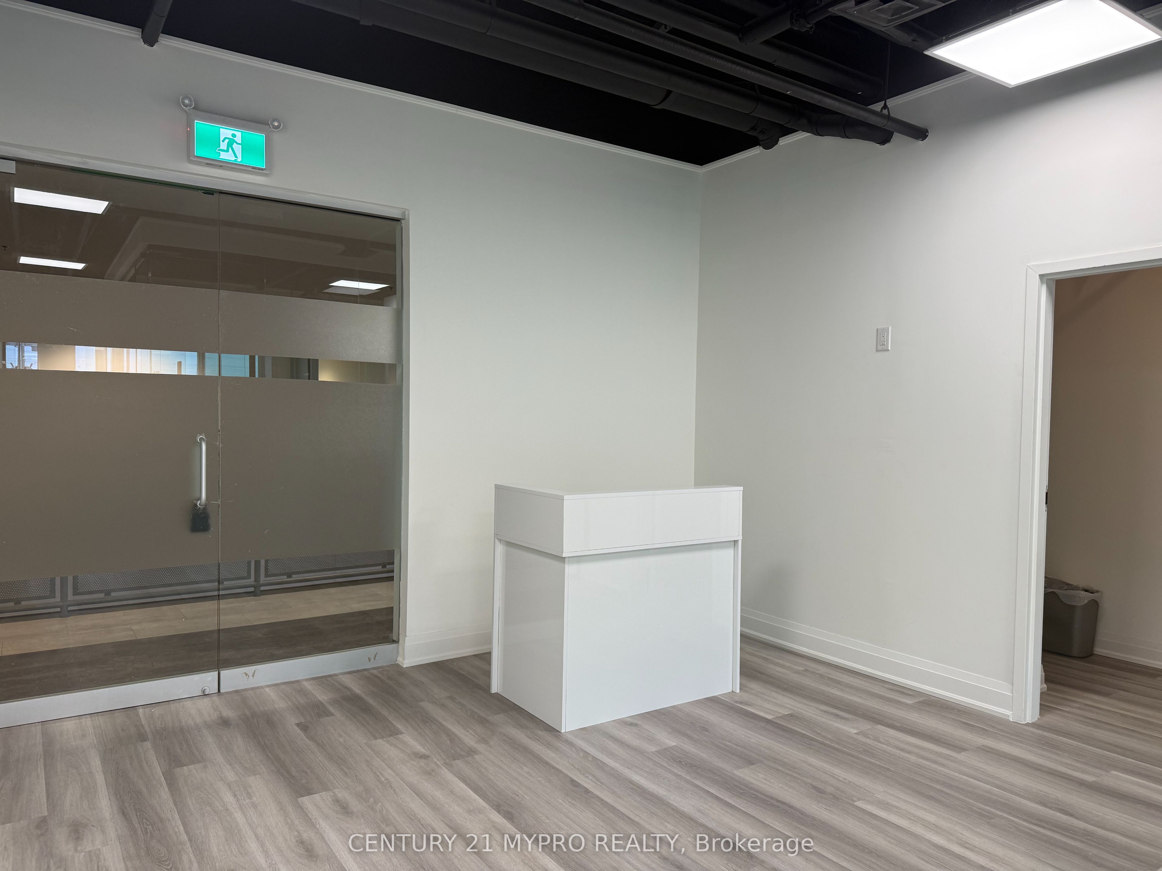 #205 - 1275 Finch Avenue Property Photo 2