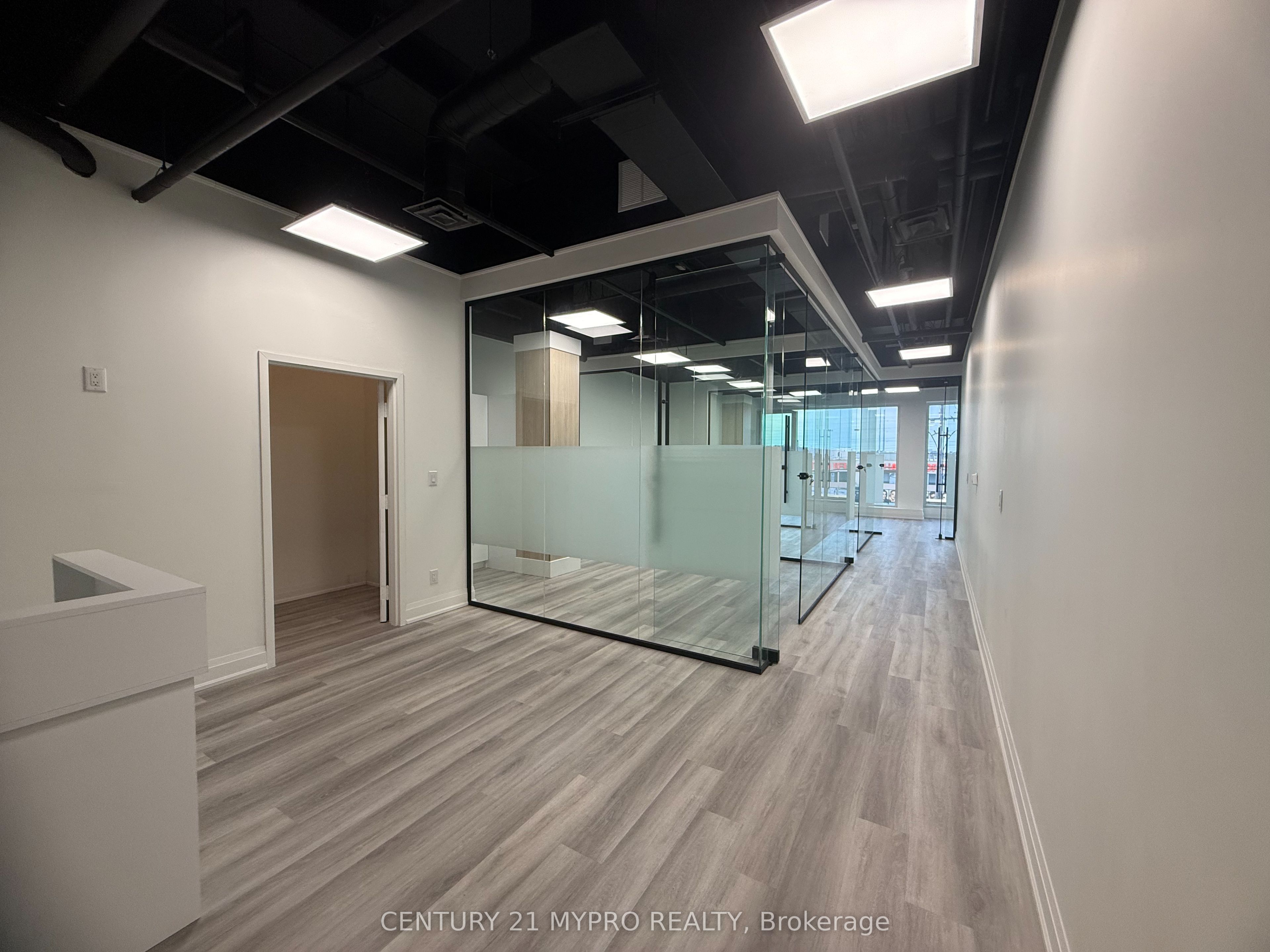 #205 - 1275 Finch Avenue Property Photo 4