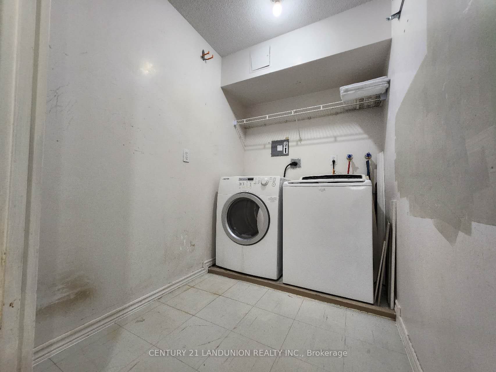 30 Malta Avenue 2205 Property Photo 12