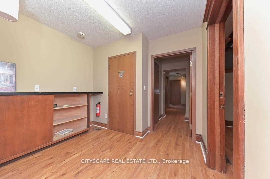 305 Plains Road Property Photo 5