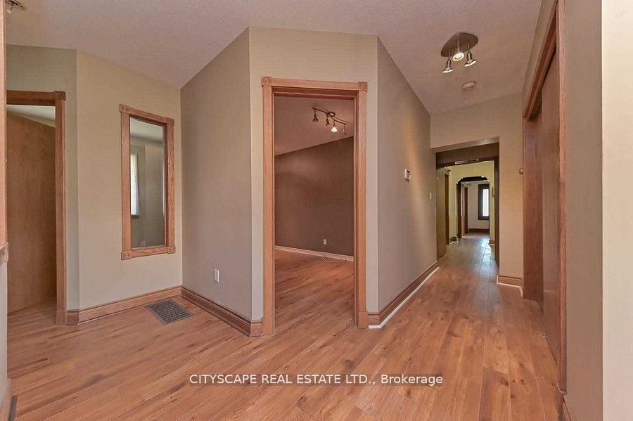305 Plains Road Property Photo 9