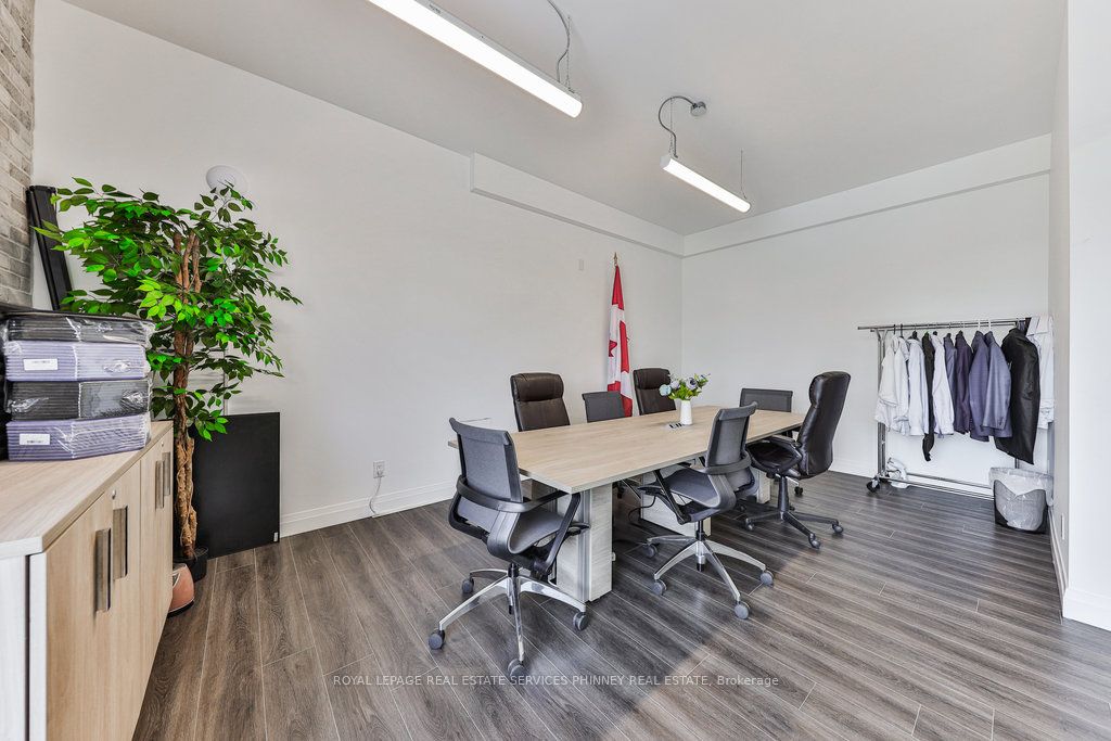 #700-800 - 333 Bering Avenue Property Photo 13