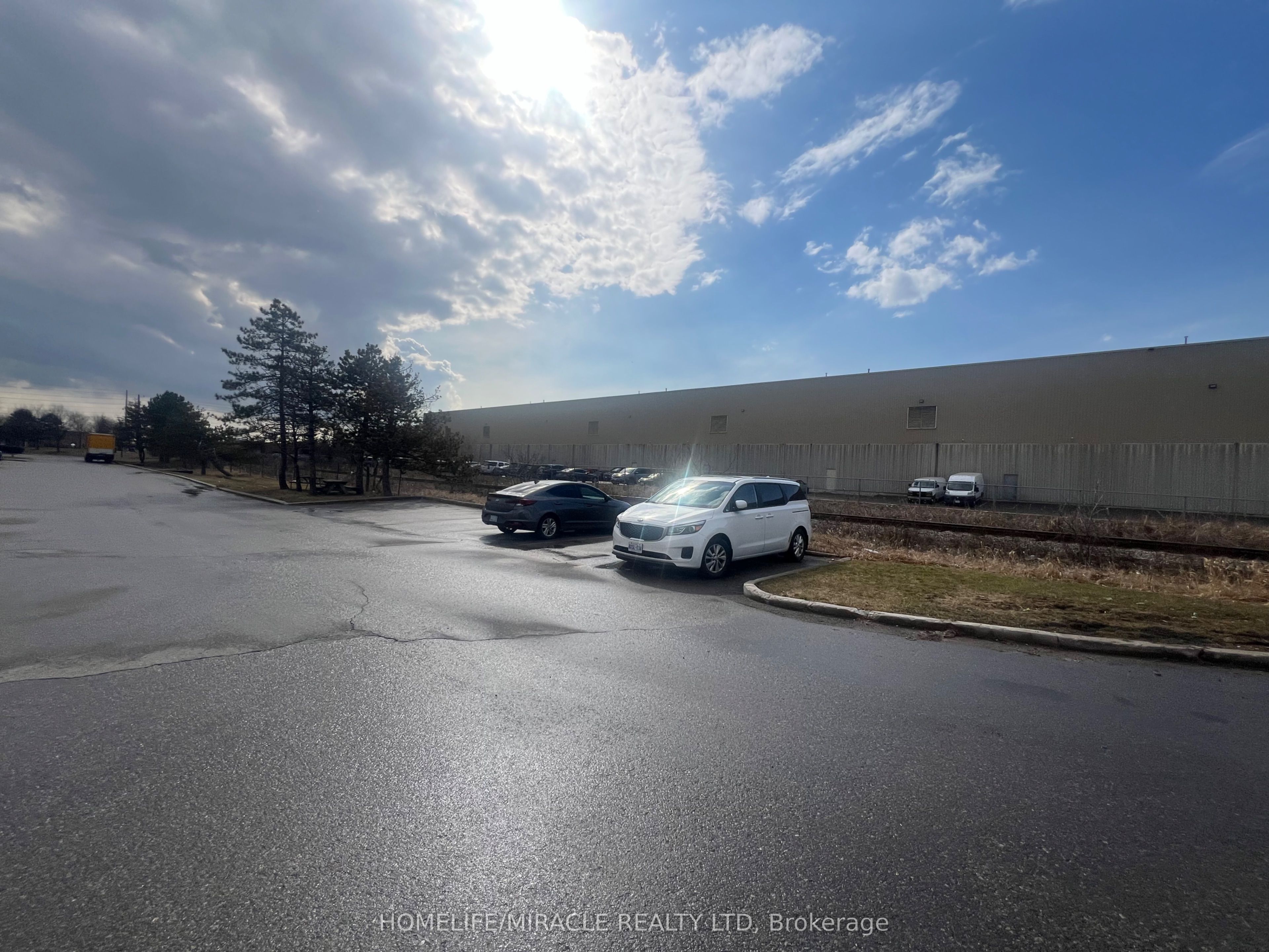 #59 - 2500 Williams Parkway Property Photo 4