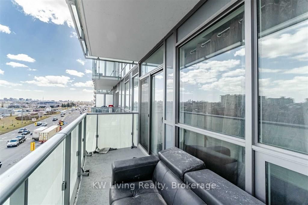 10 De Boers Drive 506 Property Photo 18