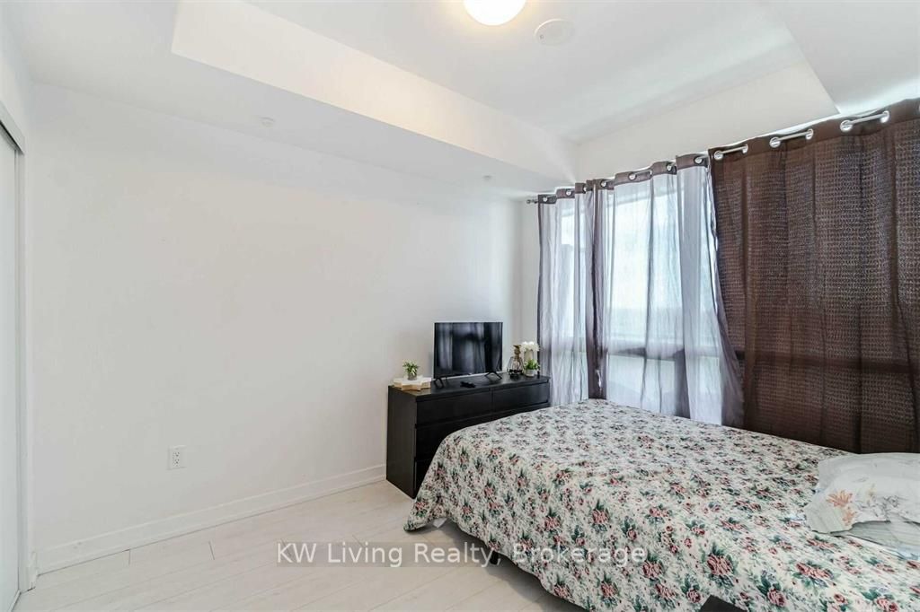 10 De Boers Drive 506 Property Photo 22