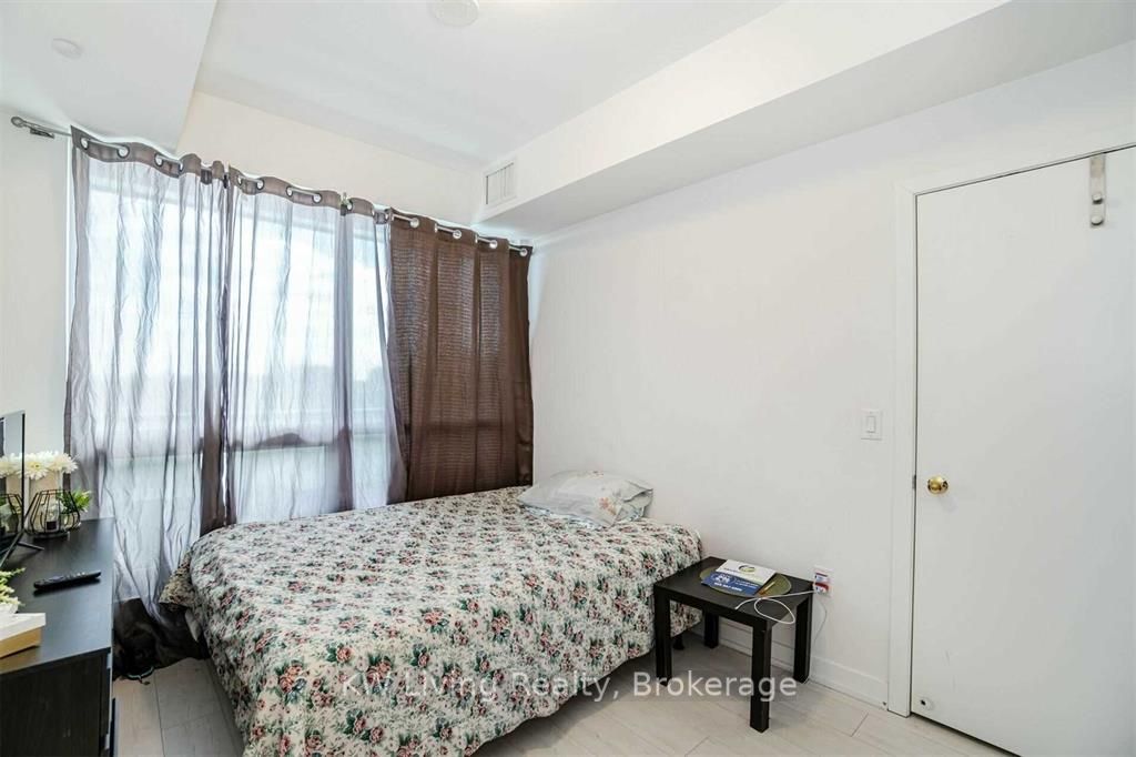10 De Boers Drive 506 Property Photo 23