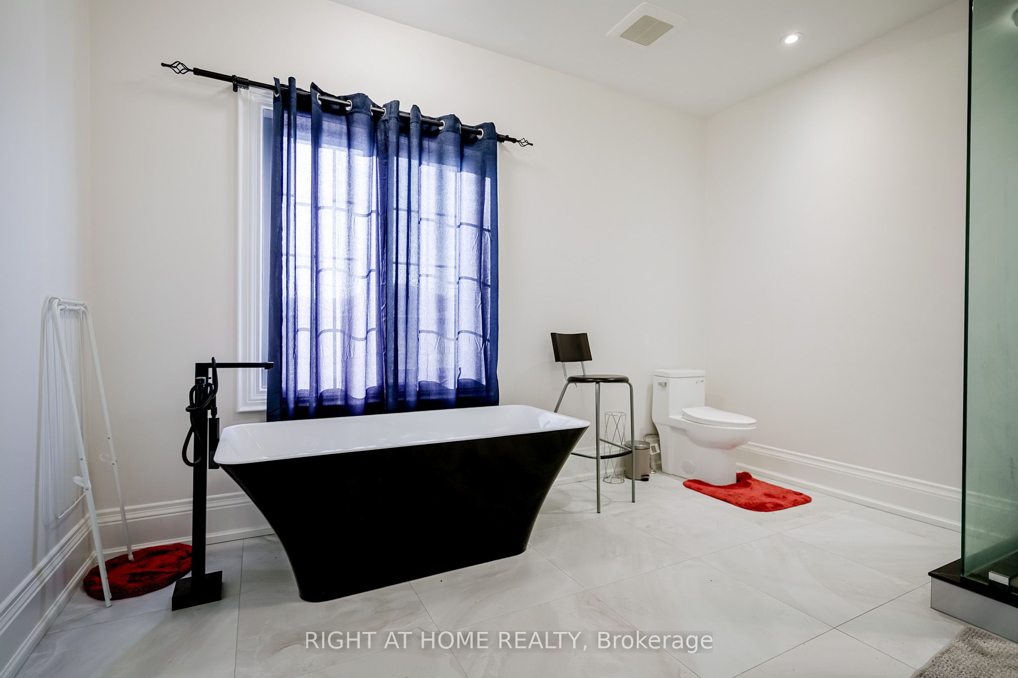 43 William Cragg Drive Property Photo 27