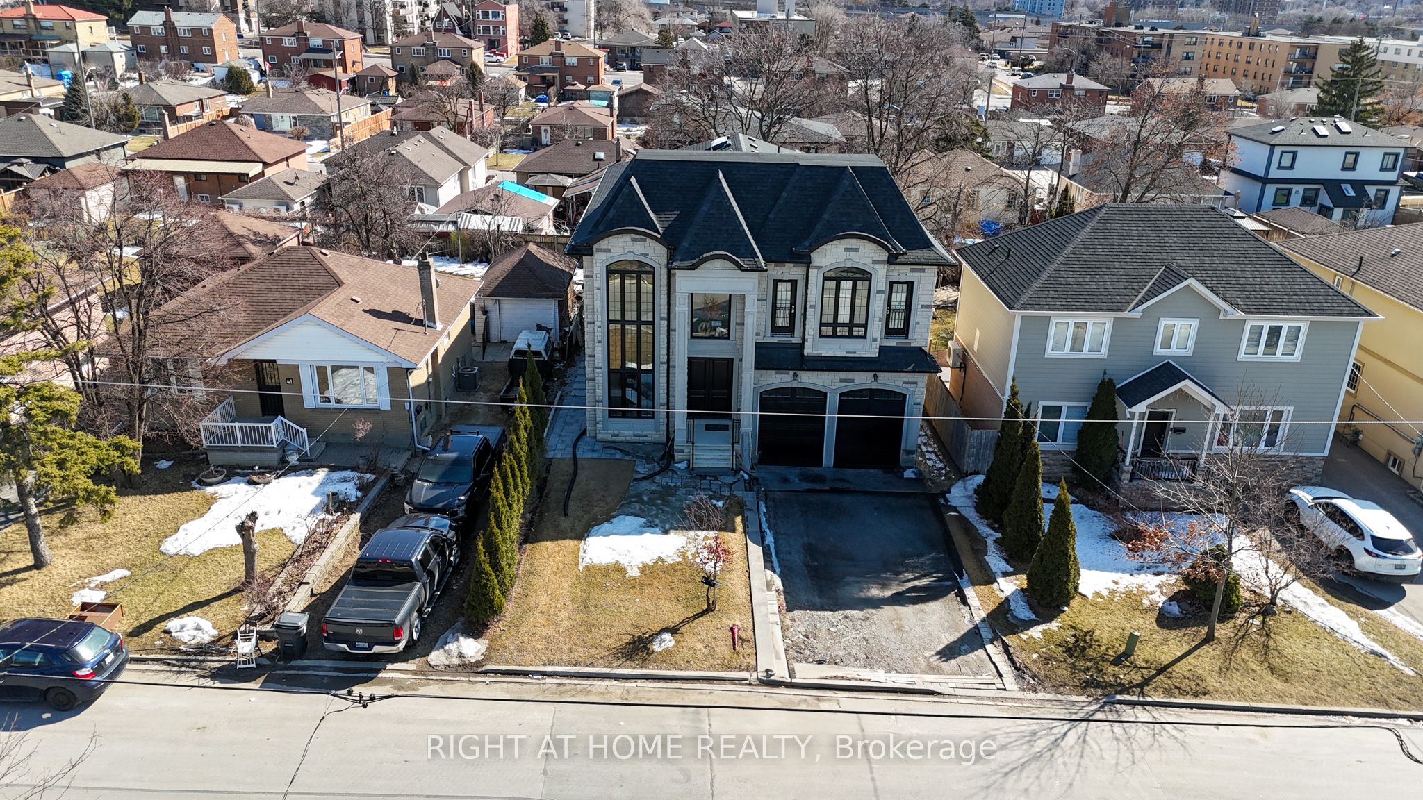 43 William Cragg Drive Property Photo 46