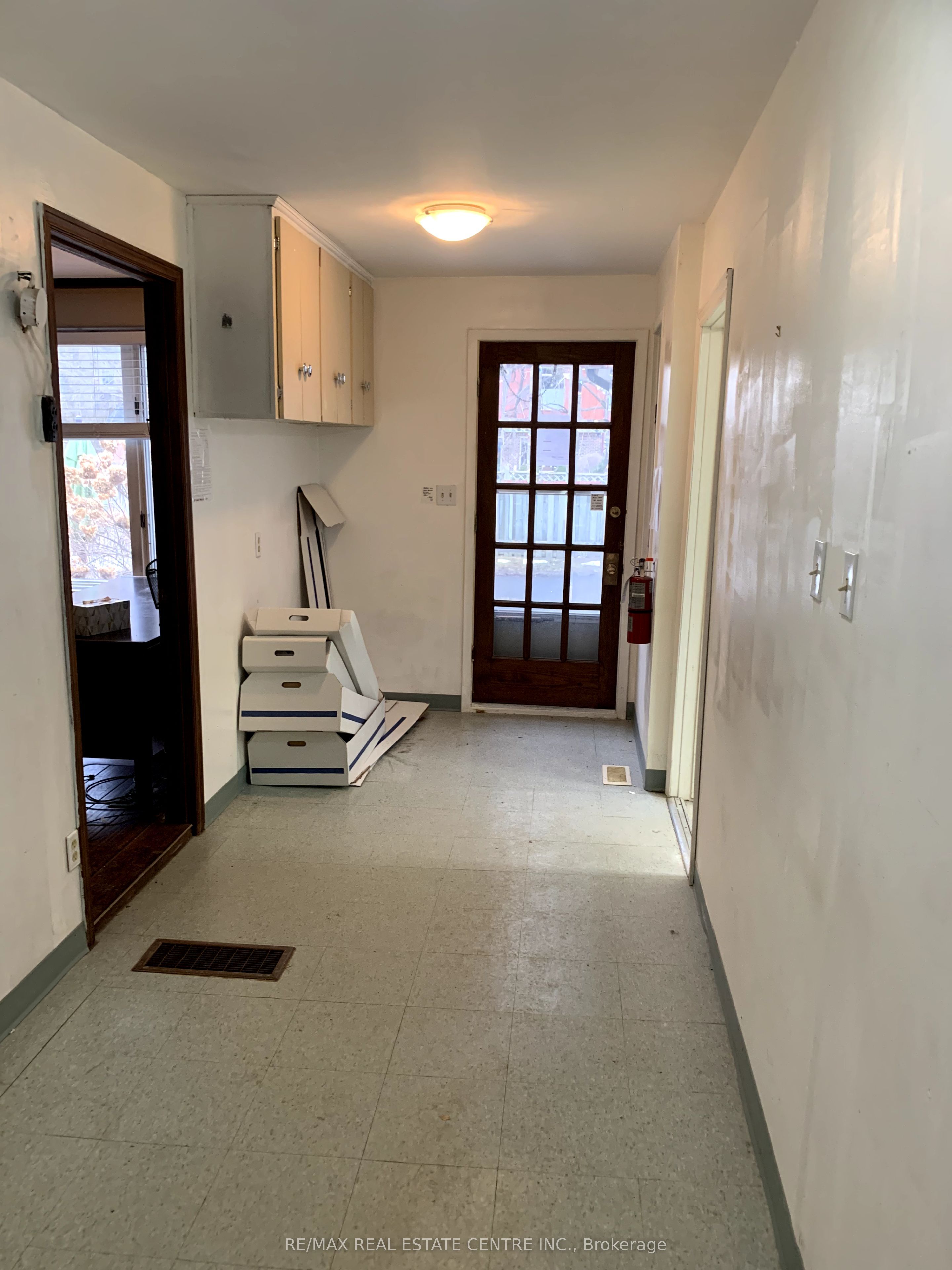 236 Broadway Property Photo 12