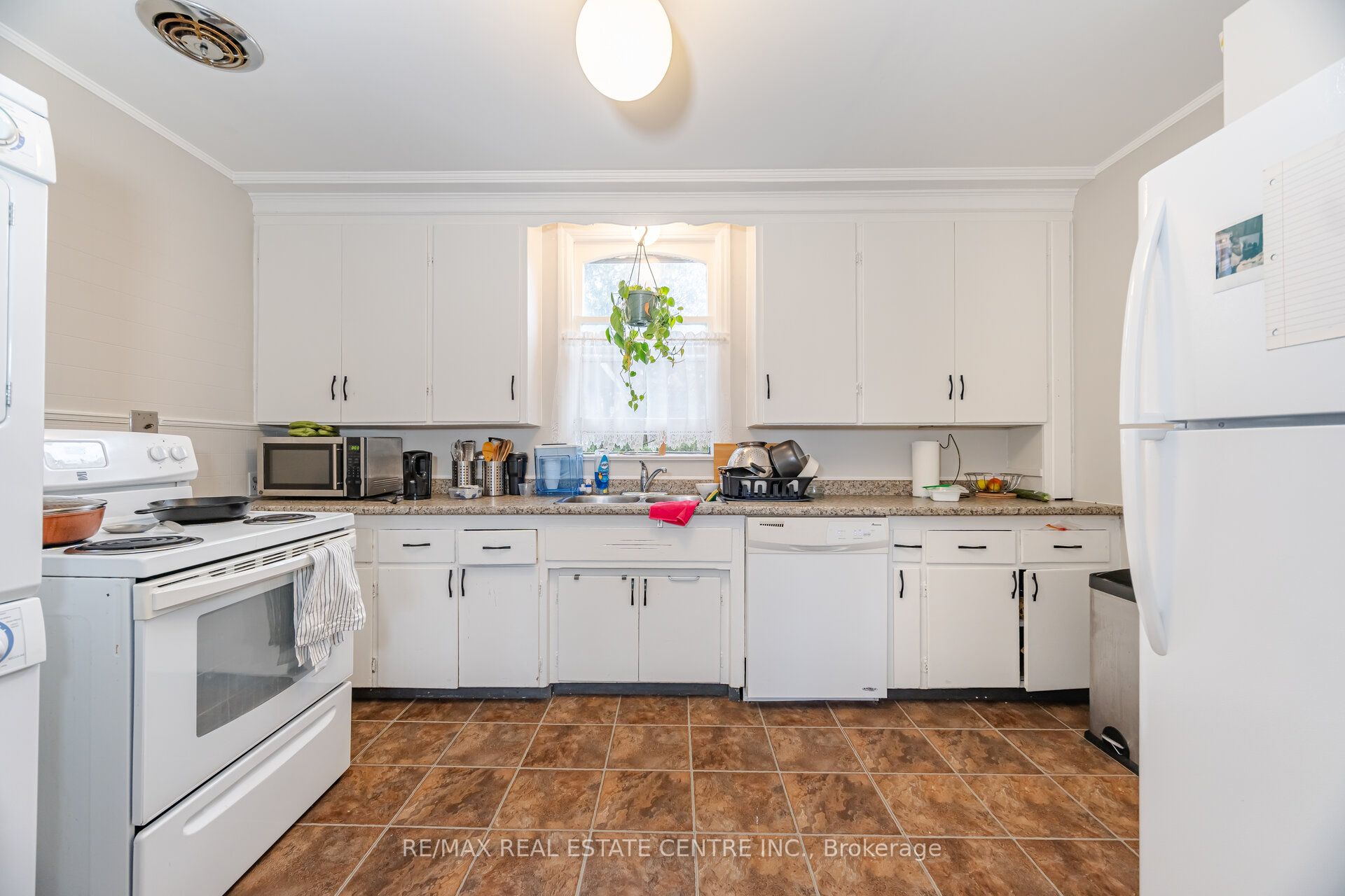 236 Broadway N/a Property Photo 15