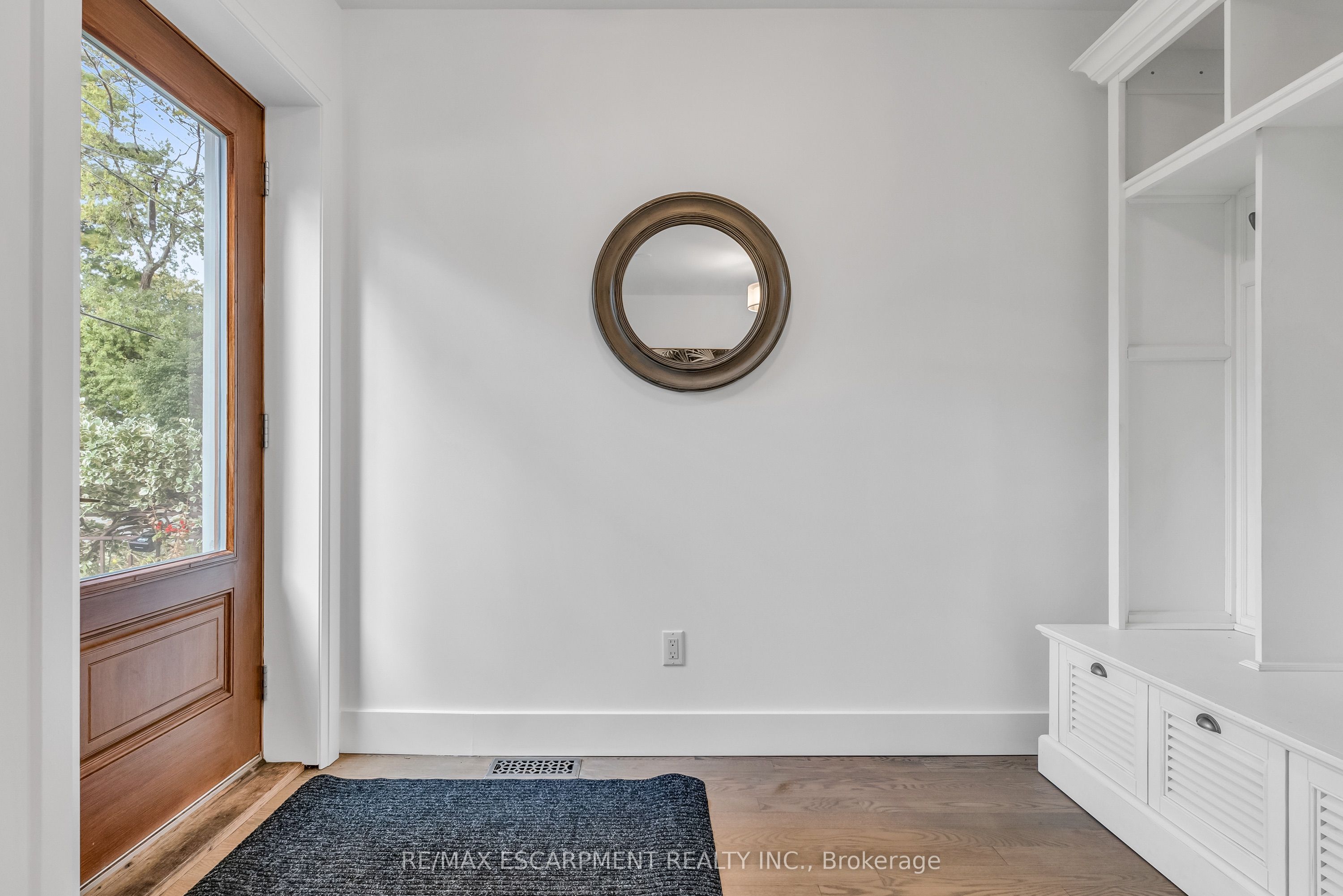 365 Delaware Avenue Property Photo 5