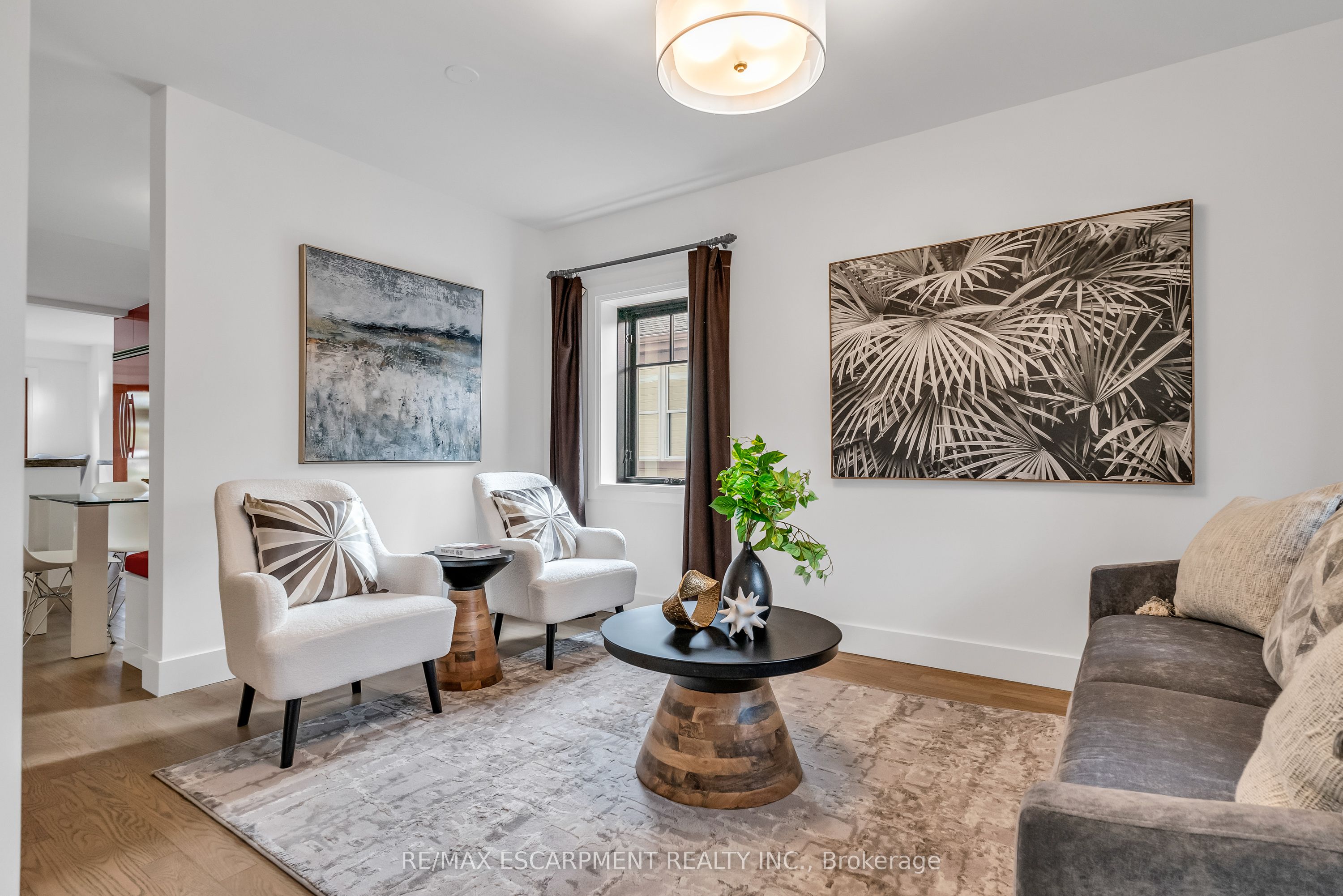 365 Delaware Avenue Property Photo 6