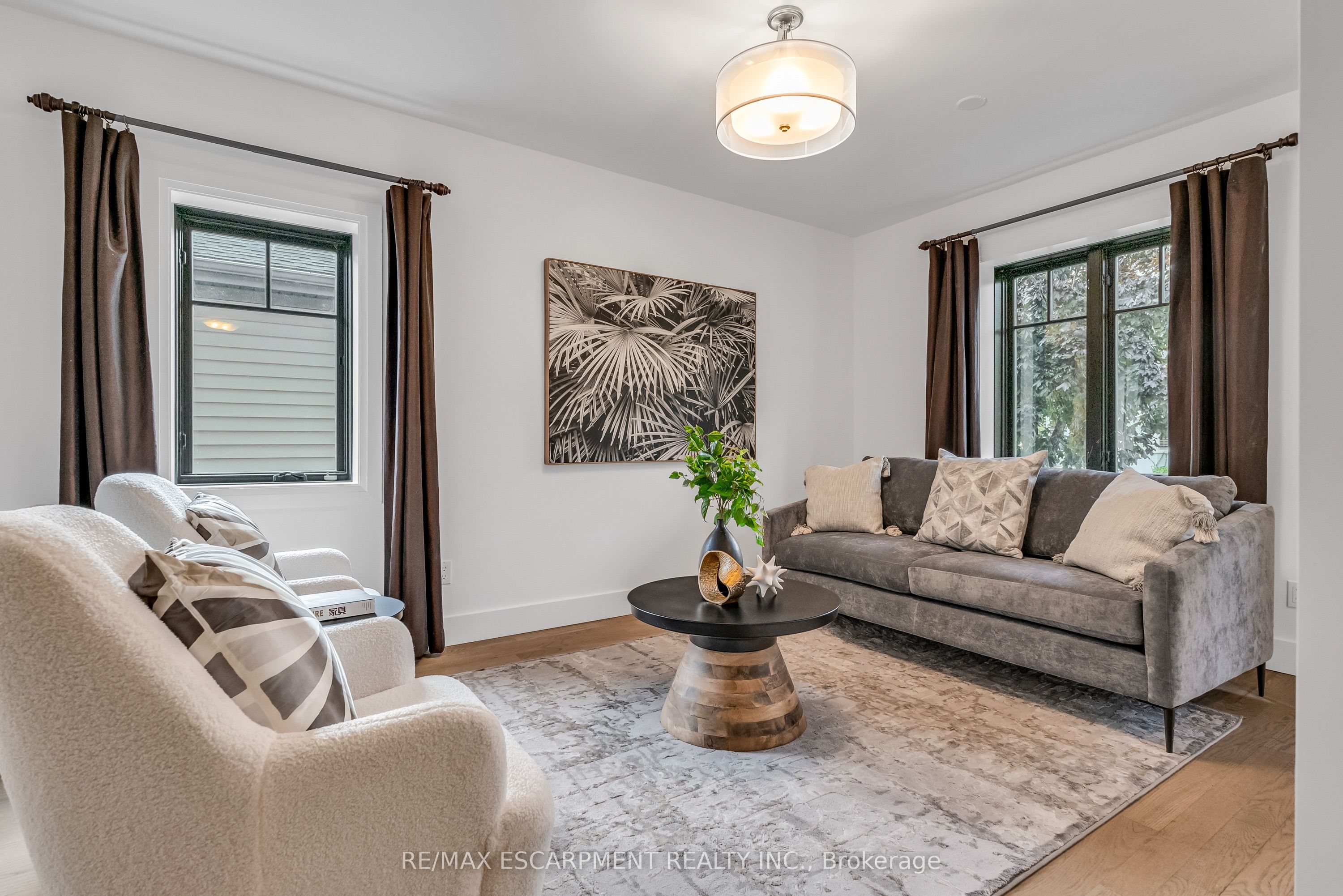 365 Delaware Avenue Property Photo 7