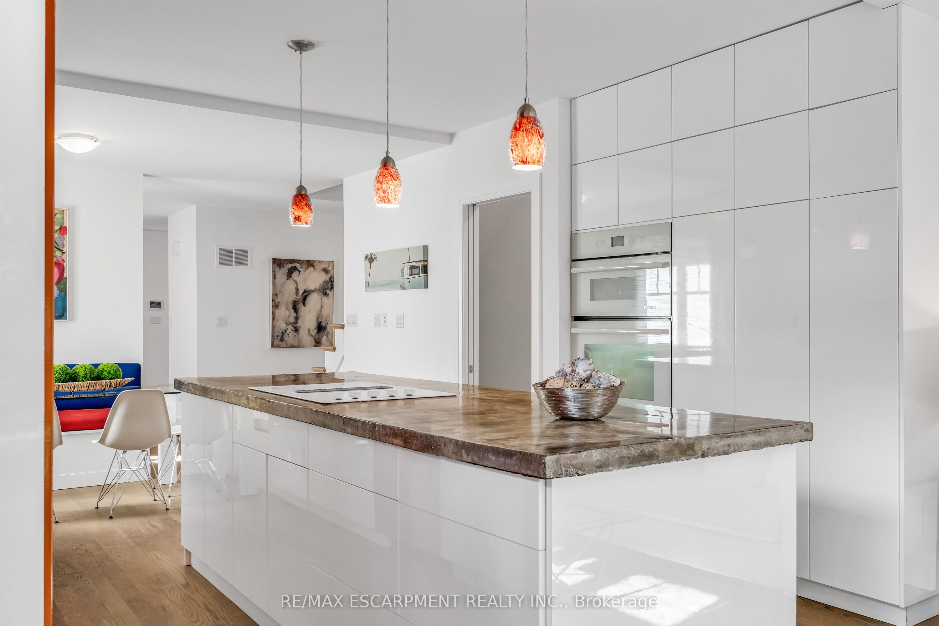 365 Delaware Avenue Property Photo 18