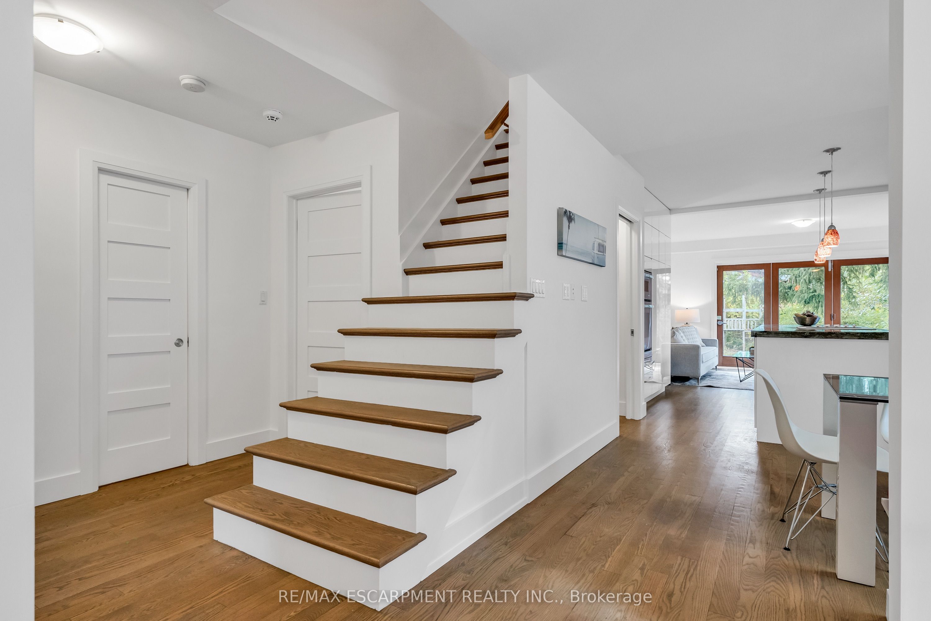 365 Delaware Avenue Property Photo 21