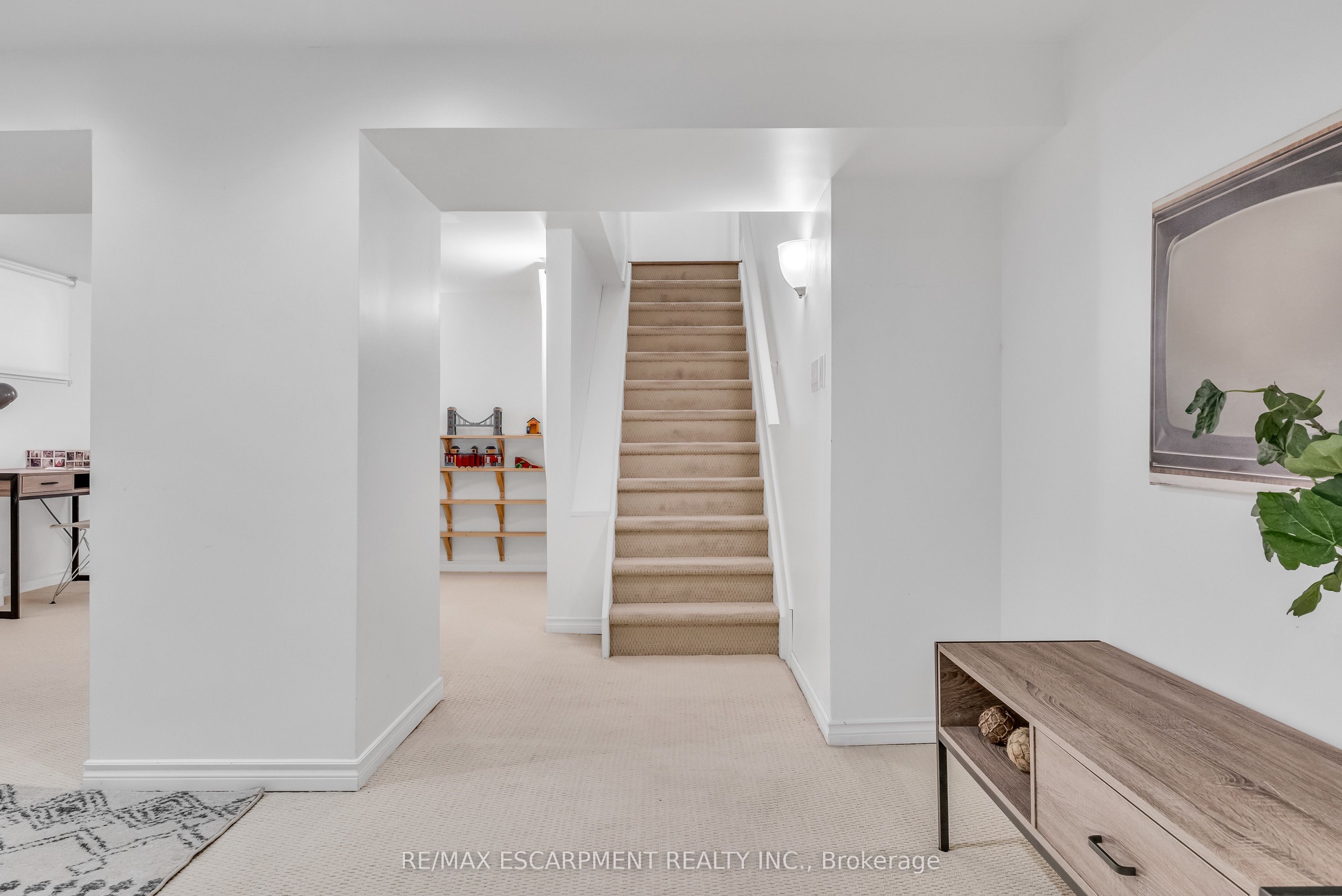 365 Delaware Avenue Property Photo 34