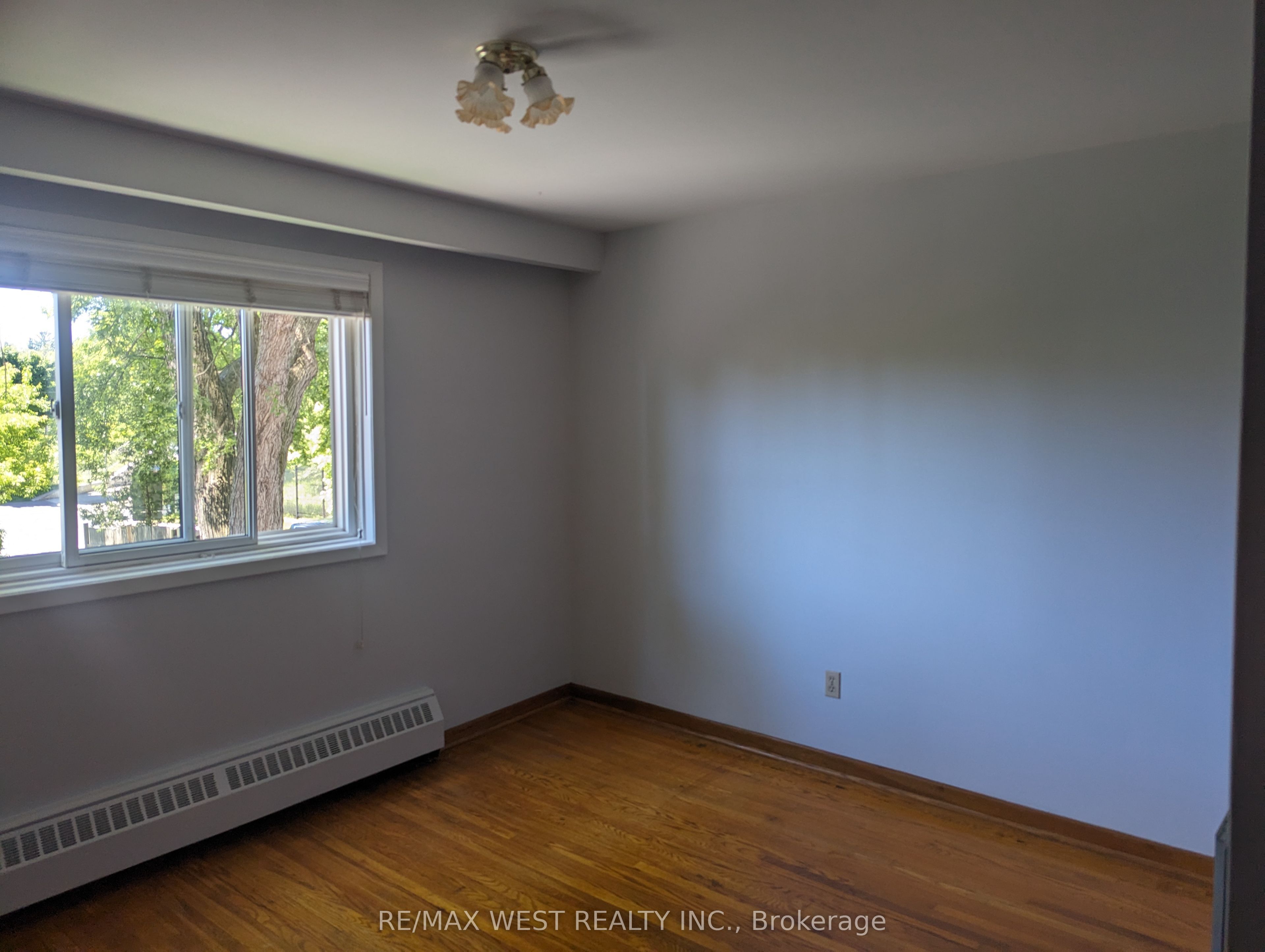 50-52 Peter Street Property Photo 5