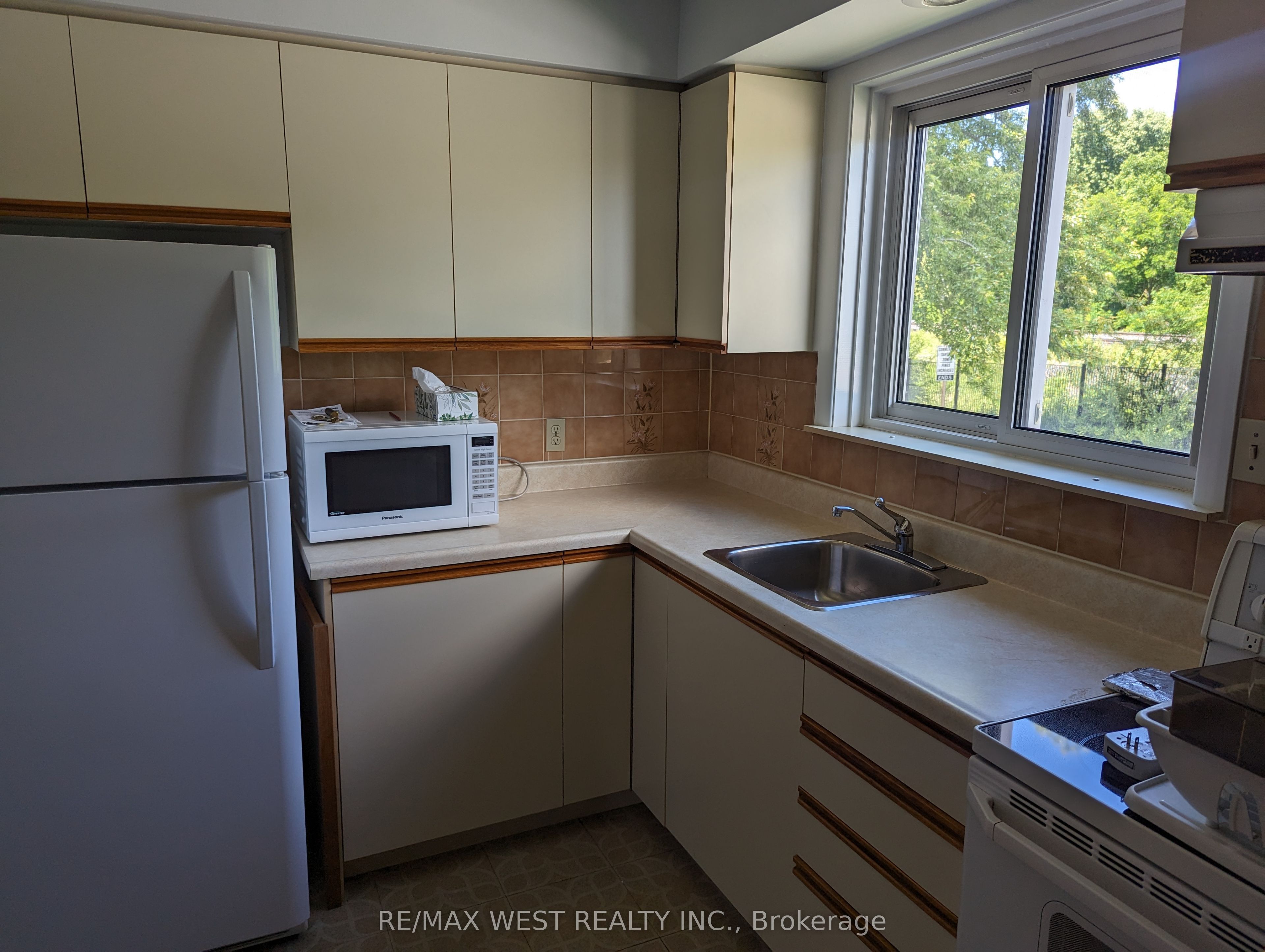 50-52 Peter Street Property Photo 6