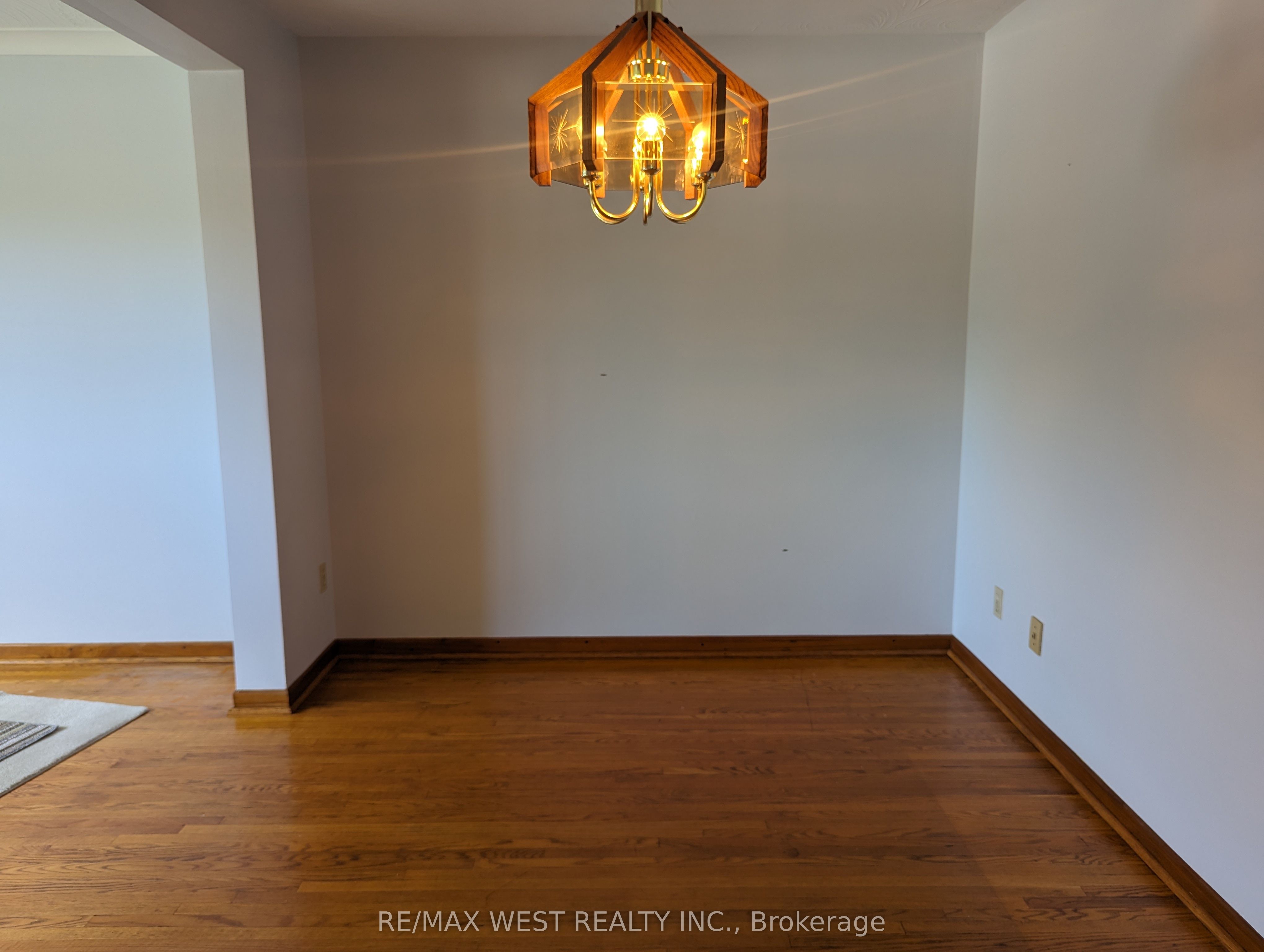 50-52 Peter Street Property Photo 9