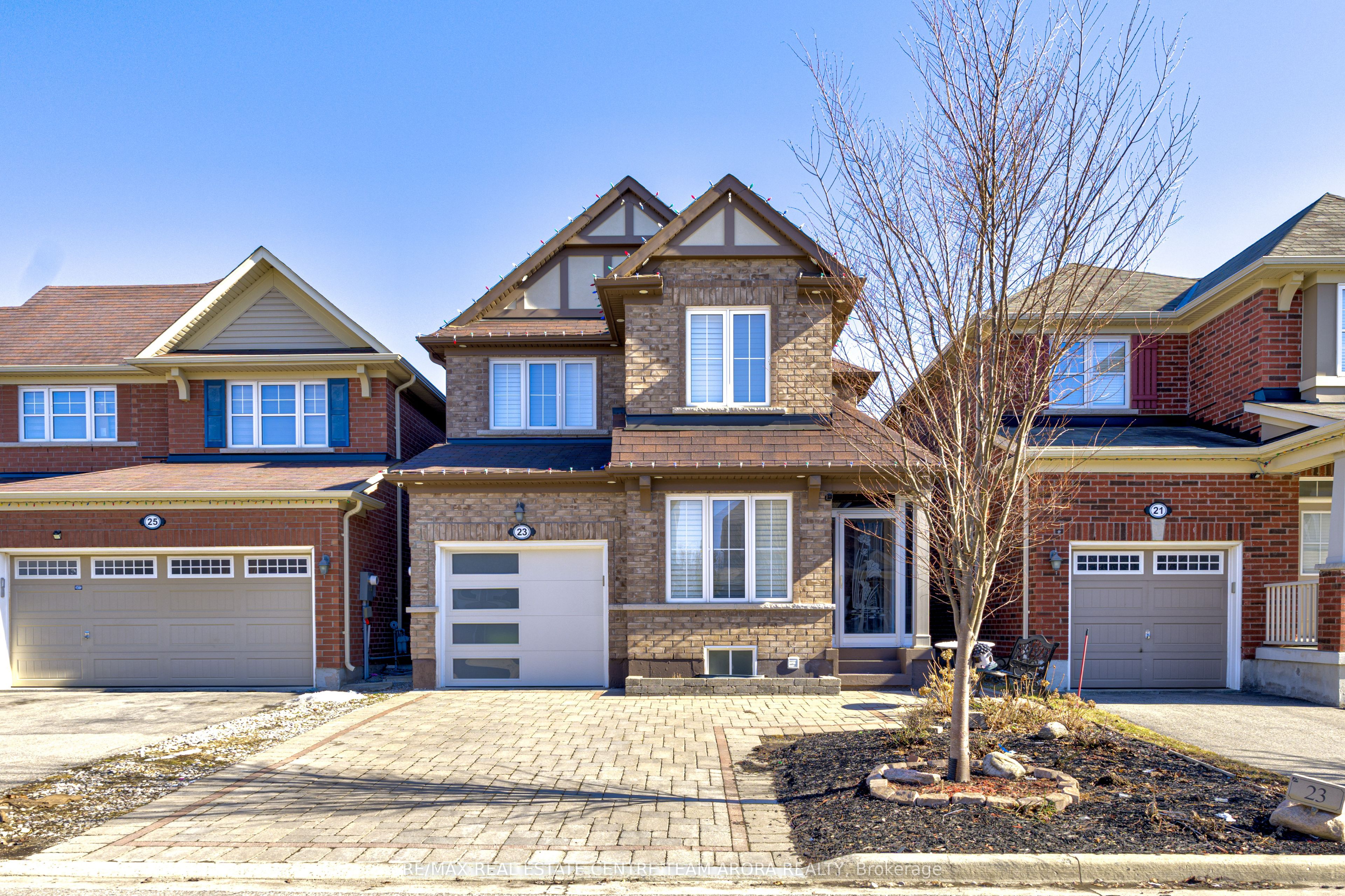 23 Berberis Crescent Property Photo 1